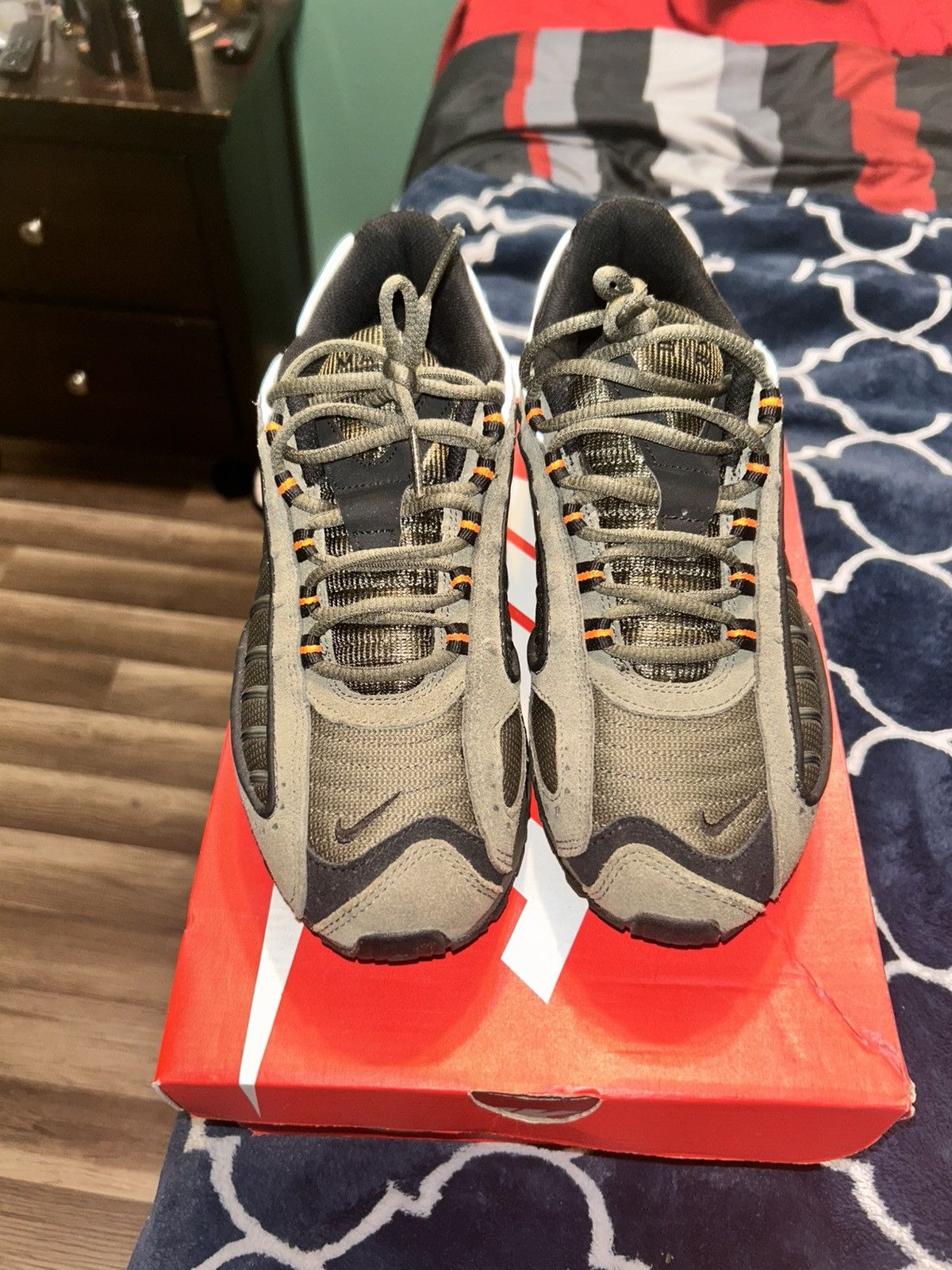 Nike Nike Air max Tailwind Flight jacket Size US 8.5 / EU 41-42 - 1 Thumbnail