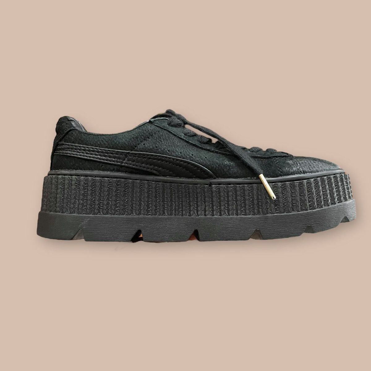 Fenty × Puma PUMA Rihanna x Fenty Cleated Creeper 'Black' Size US 6 / EU 39 - 17 Thumbnail