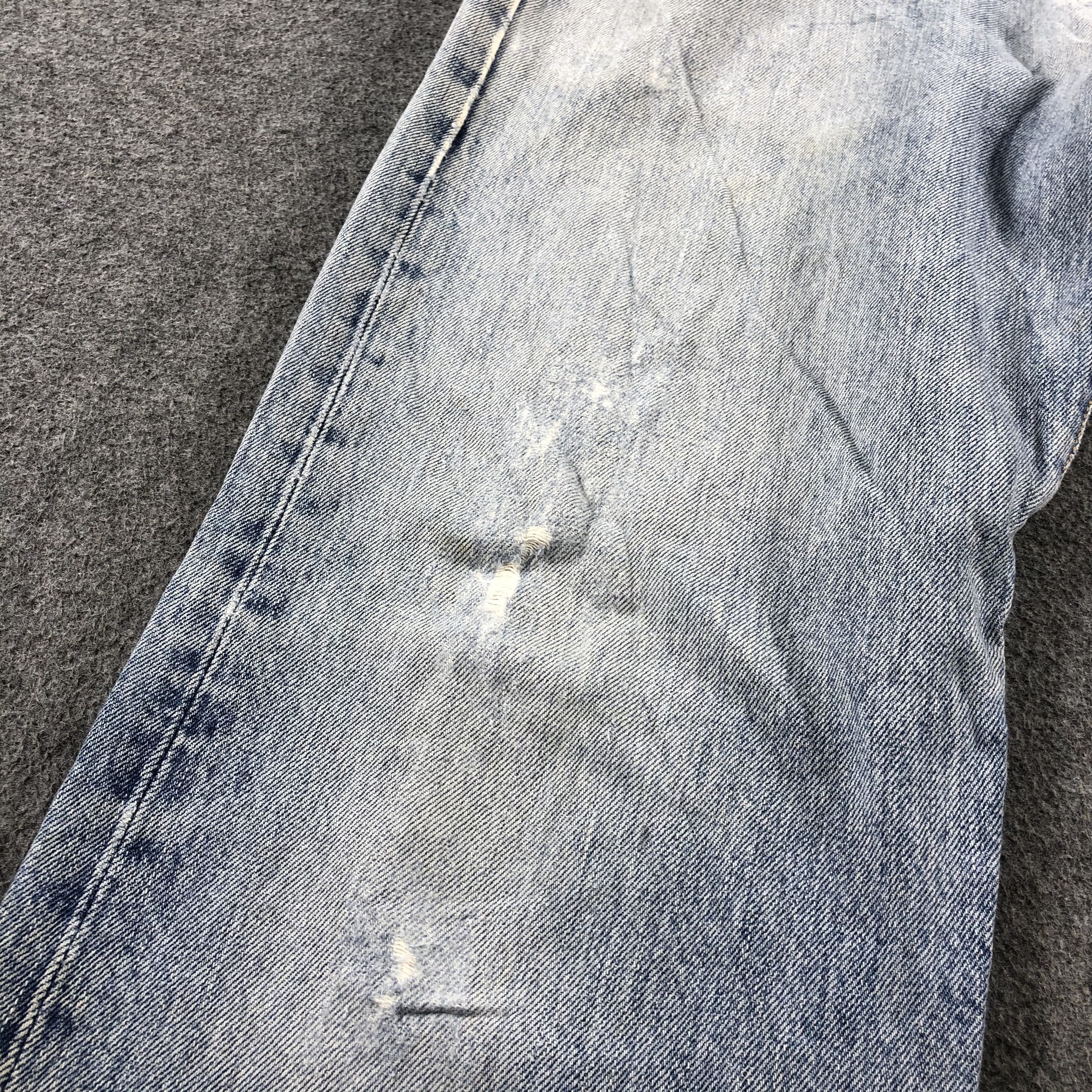 Levi's Vintage Blue Wash Levis 501 Jeans-J2440 Size US 33 - 10 Thumbnail