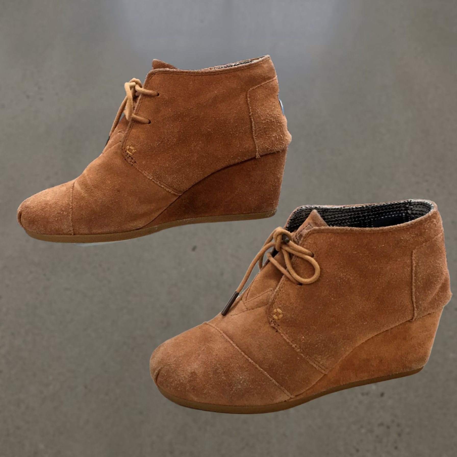Toms TOMS Chukka Boots Women’s 7.5 Brown Kala Dessert Lace Up Wedge Casual Leather Shoes Size US 8 / IT 38 - 1 Thumbnail