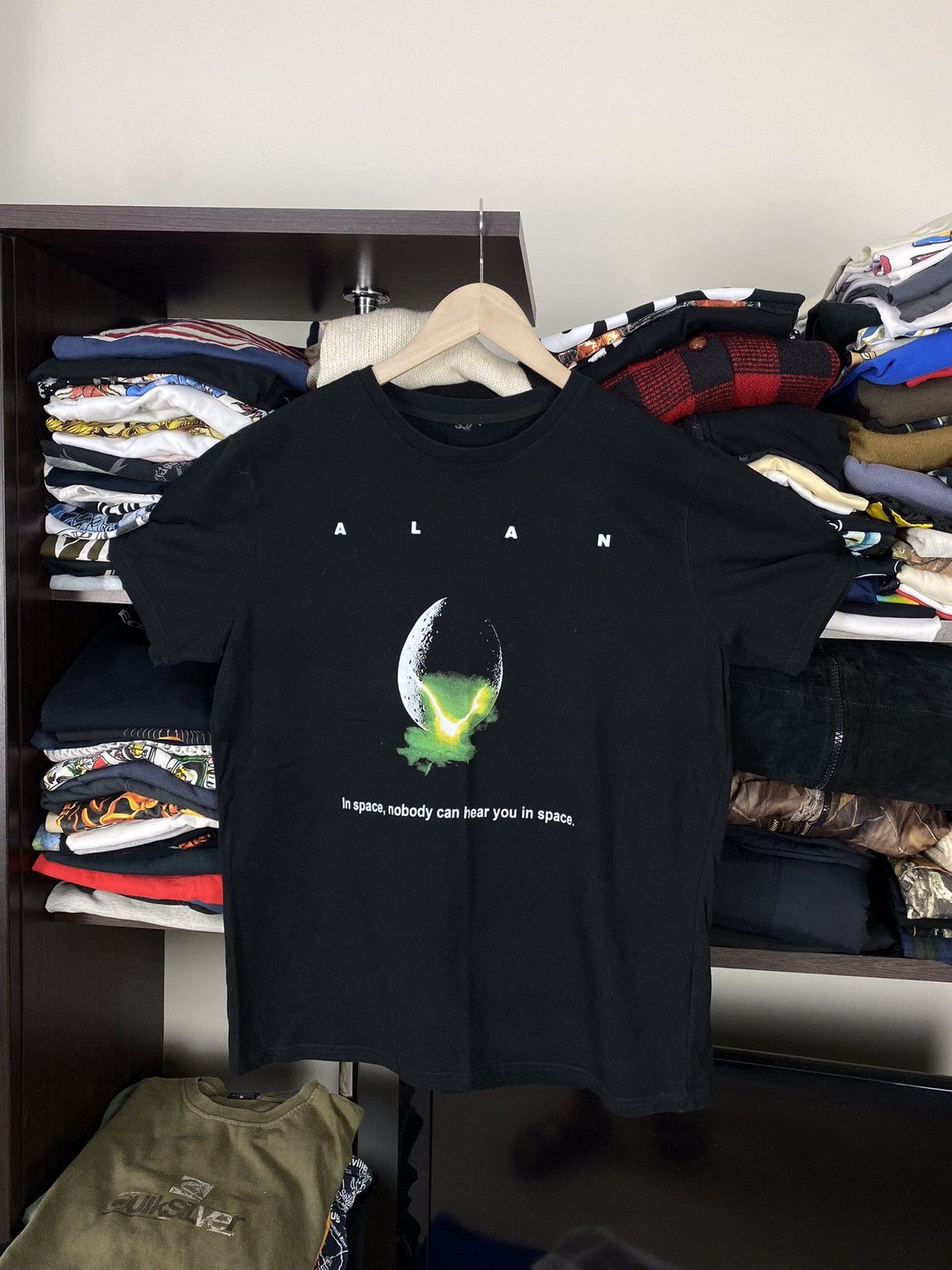 Alien Workshop × Vintage Alan In Space Nobody Can Hear You In Space Tee Shirt Size US M / EU 48-50 / 2 - 1 Thumbnail