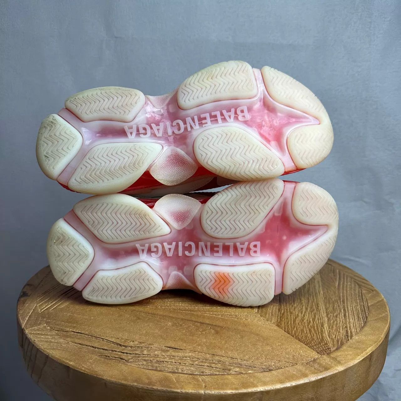 Balenciaga BALENCIAGA TRIPLES White/Red Crystal 36 98 New Box Size US 5.5 / IT 35.5 - 7 Thumbnail