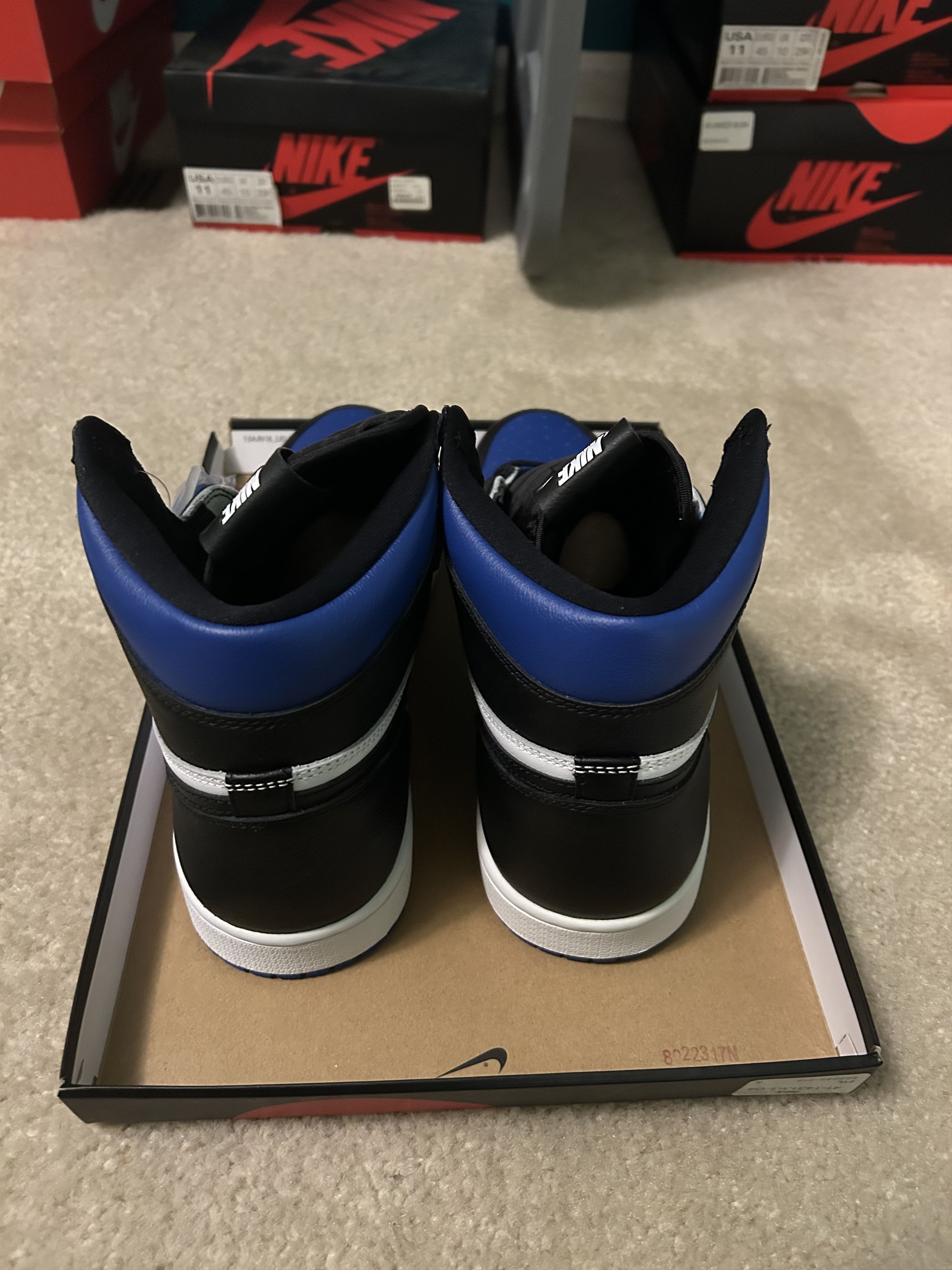 Jordan Brand Air Jordan 1 Retro High OG "Royal Toe" – Deadstock Size US 11 / EU 44 - 3 Thumbnail