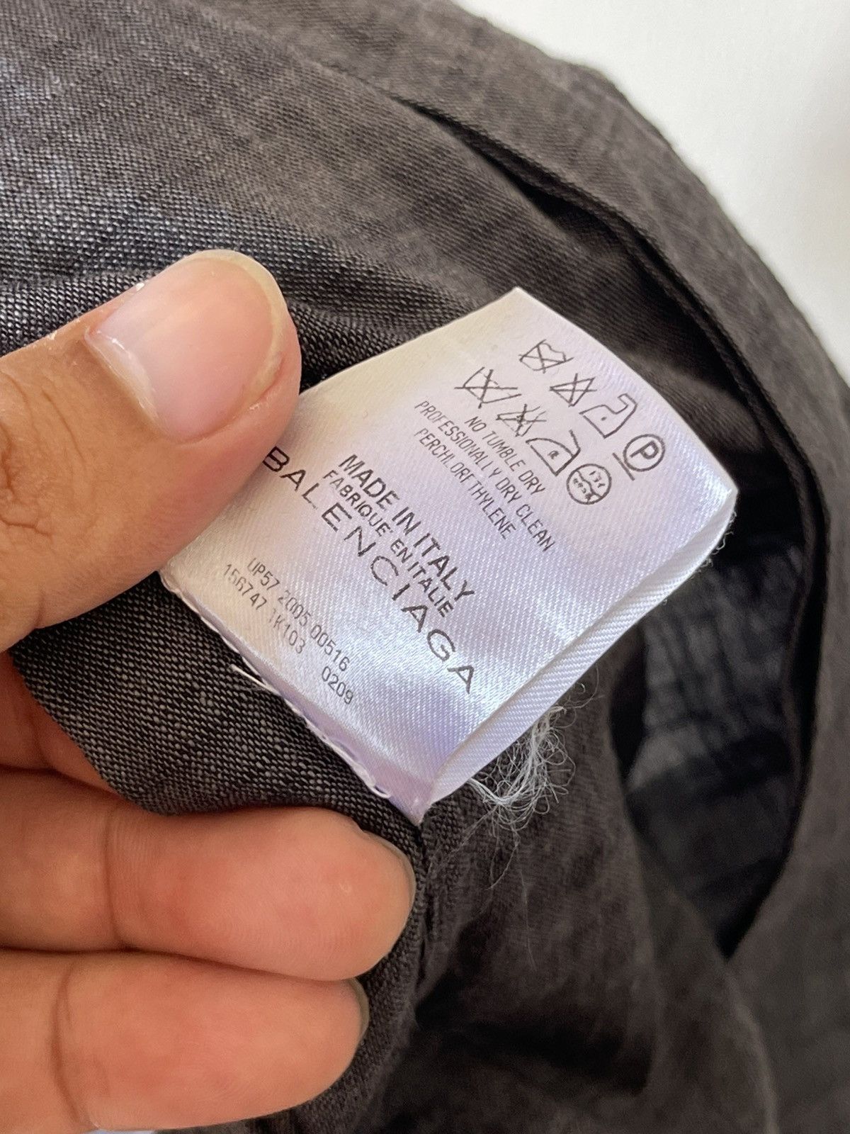 Balenciaga 2005 Balenciaga Comme Des Garcons Button Ups Shirt Size US S / EU 44-46 / 1 - 15 Thumbnail