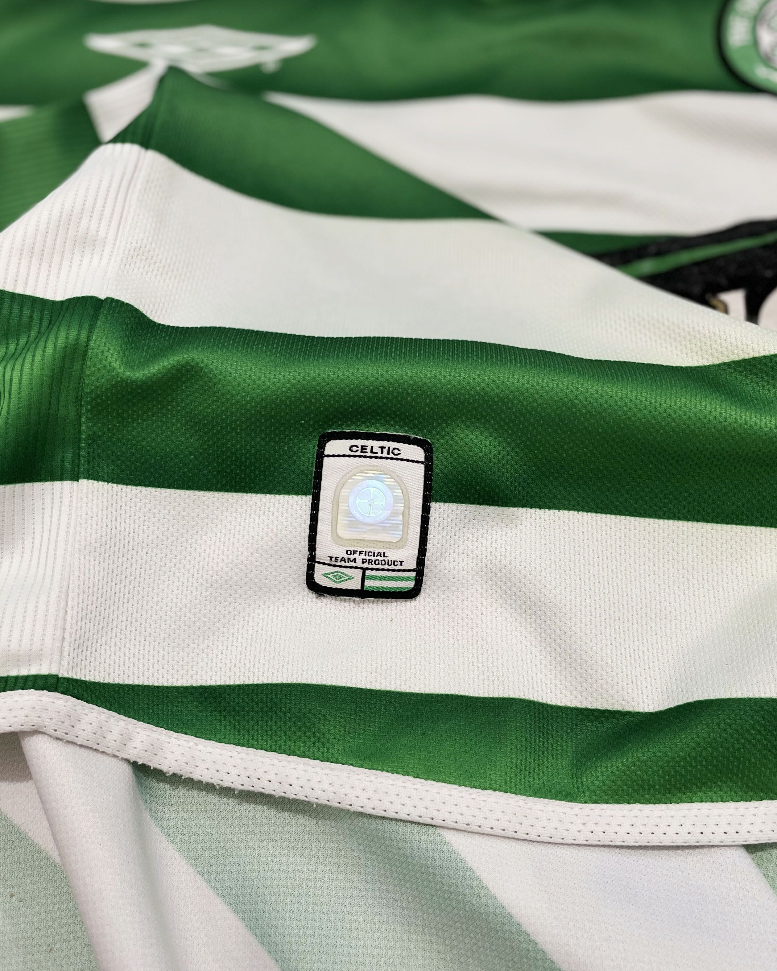 Umbro Celtic FC Home Kit 2003 2004 Size US L / EU 52-54 / 3 - 6 Thumbnail