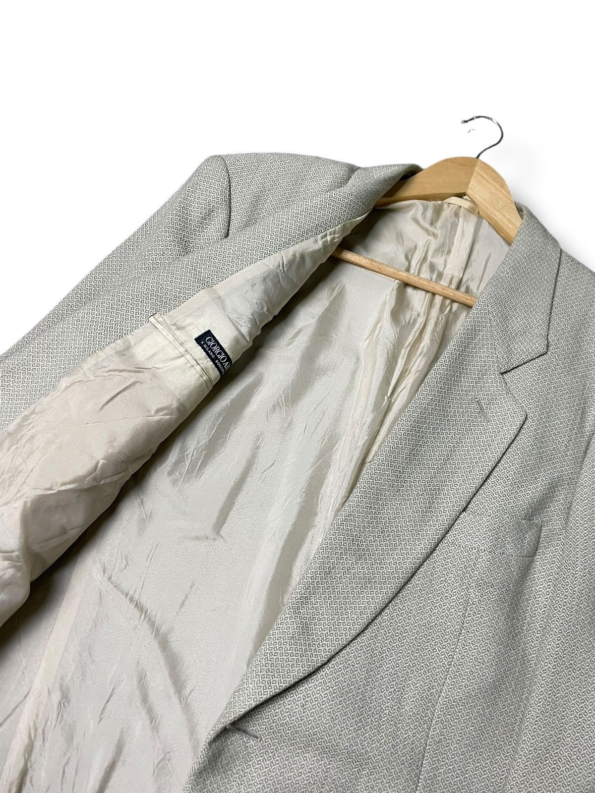 Designer × Giorgio Armani × Vintage Vintage Giorgio Armani Light Blazer (79) Size US XS / EU 42 / 0 - 6 Thumbnail