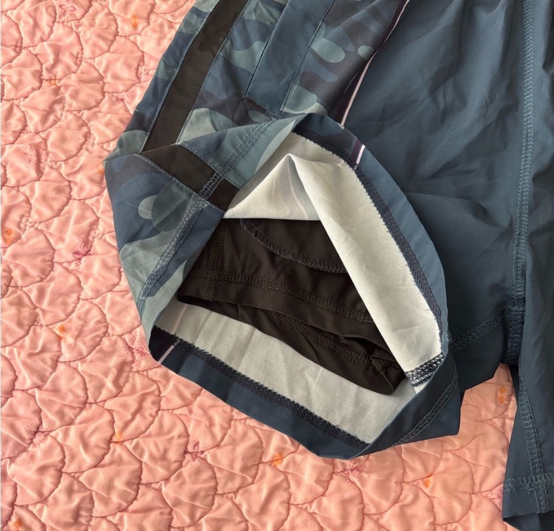 Other Blue Camo Workout Shorts Size US 30 / EU 46 - 5 Thumbnail