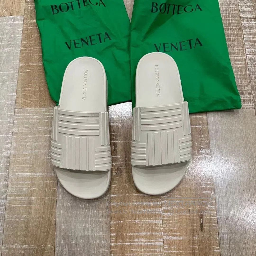 Bottega Veneta Bottega Veneta Slippers. Size US 7 / EU 40 - 3 Thumbnail