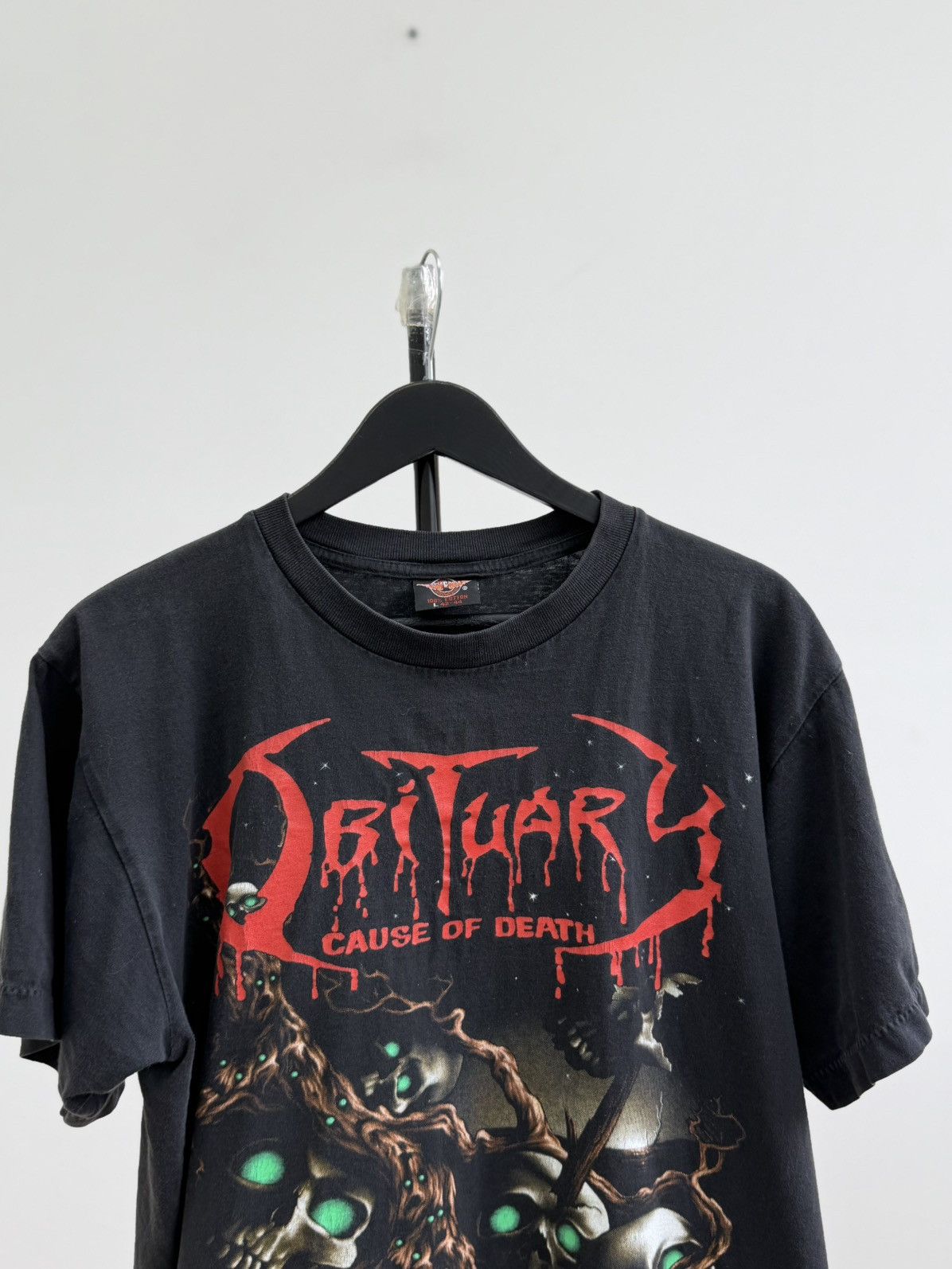 Band Tees Vintage Obituary Cause Of Death Pile Of Skull Band T-Shirt Size US M / EU 48-50 / 2 - 5 Thumbnail