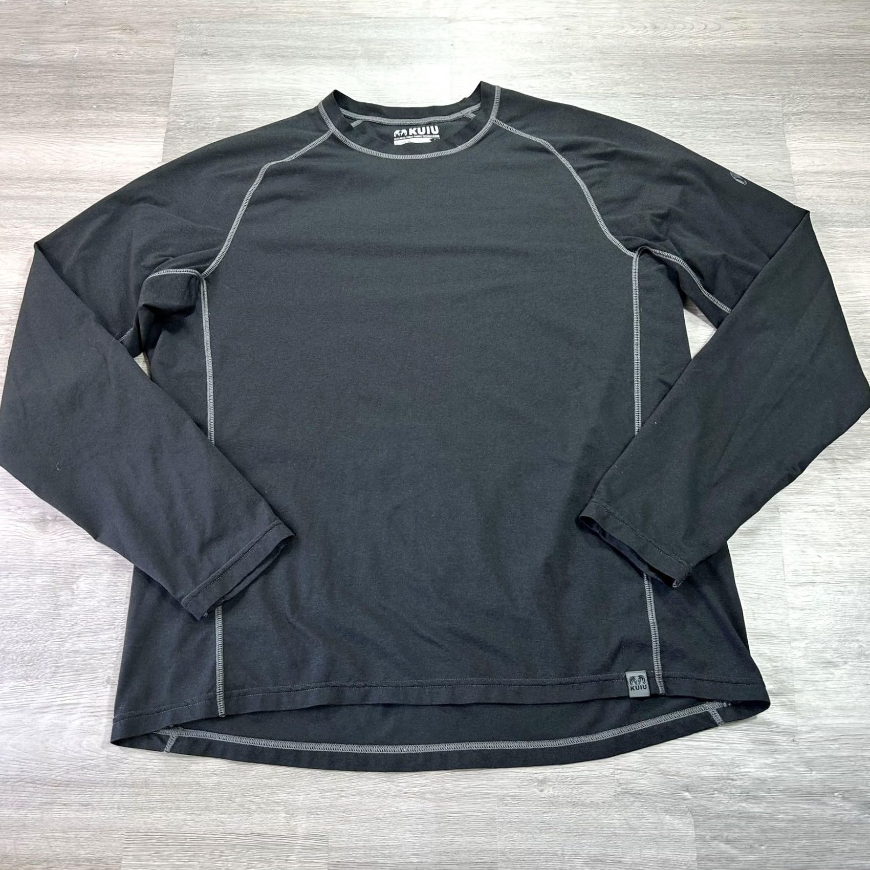 Layer 8 KUIU Peloton 130 Shirt Mens M Gray Raglan Long Sleeve Base Layer Top Hunting Hiking Polyester Crew Neck Tee Tee Size US M / EU 48-50 / 2 - 2 Thumbnail