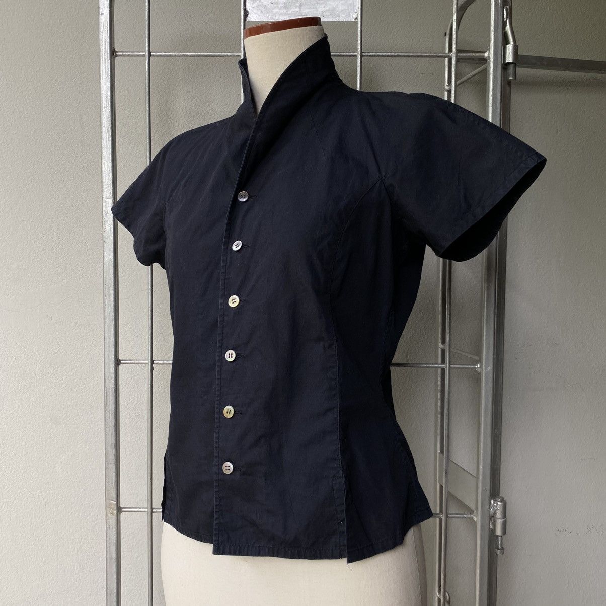 Zucca Zucca Black Short Sleeve Button-Up Blouse Size M / US 6-8 / IT 42-44 - 4 Thumbnail