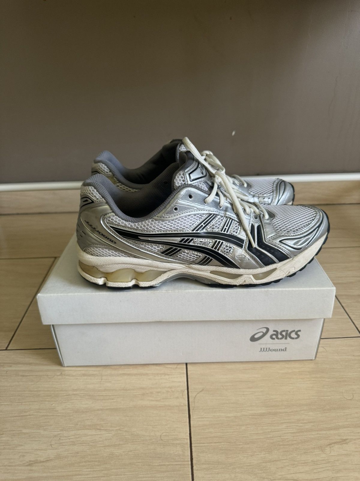 Asics × JJJJound Asics Gel Kayano 14 x JJJJound Silver Black Size US 11 / EU 44 - 2 Thumbnail