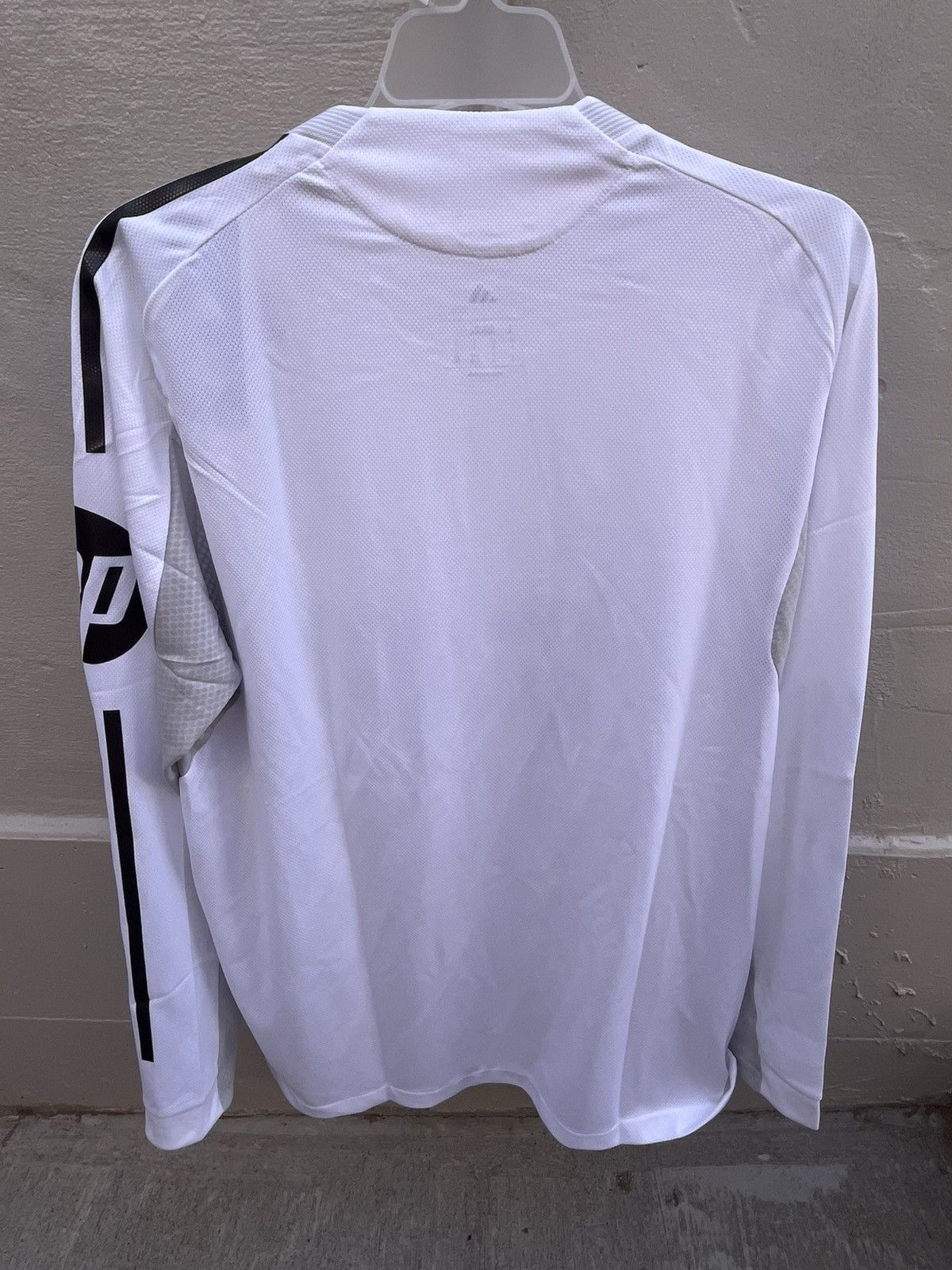 Adidas Real Madrid x Adidas 25/26 Home Jersey (JN8866) Men’s Size L Size US L / EU 52-54 / 3 - 4 Thumbnail