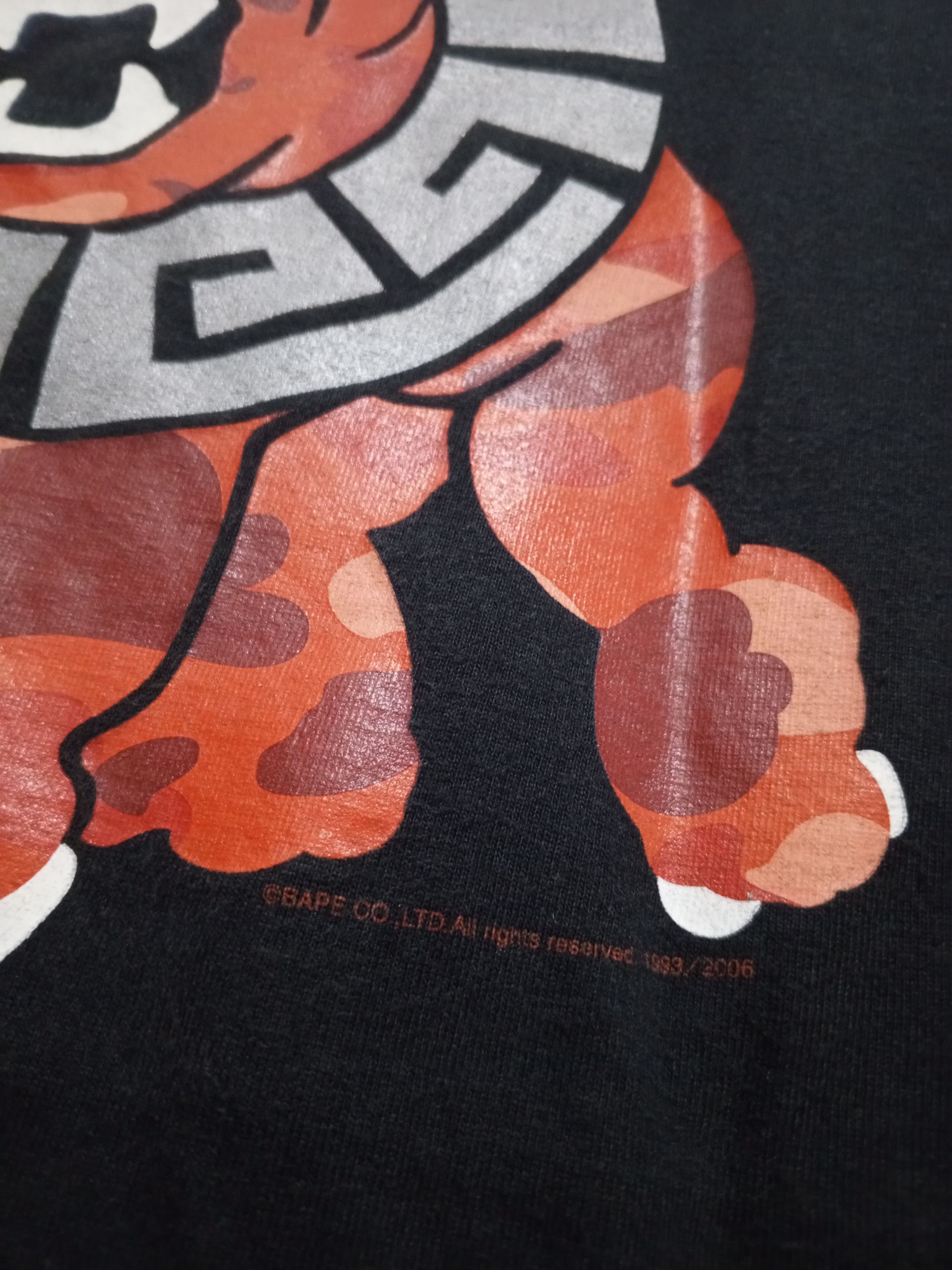 Bape 💥Y2K💥BAPE 2006 - BUSY WORK BLACK TSHIRT Size US S / EU 44-46 / 1 - 5 Thumbnail