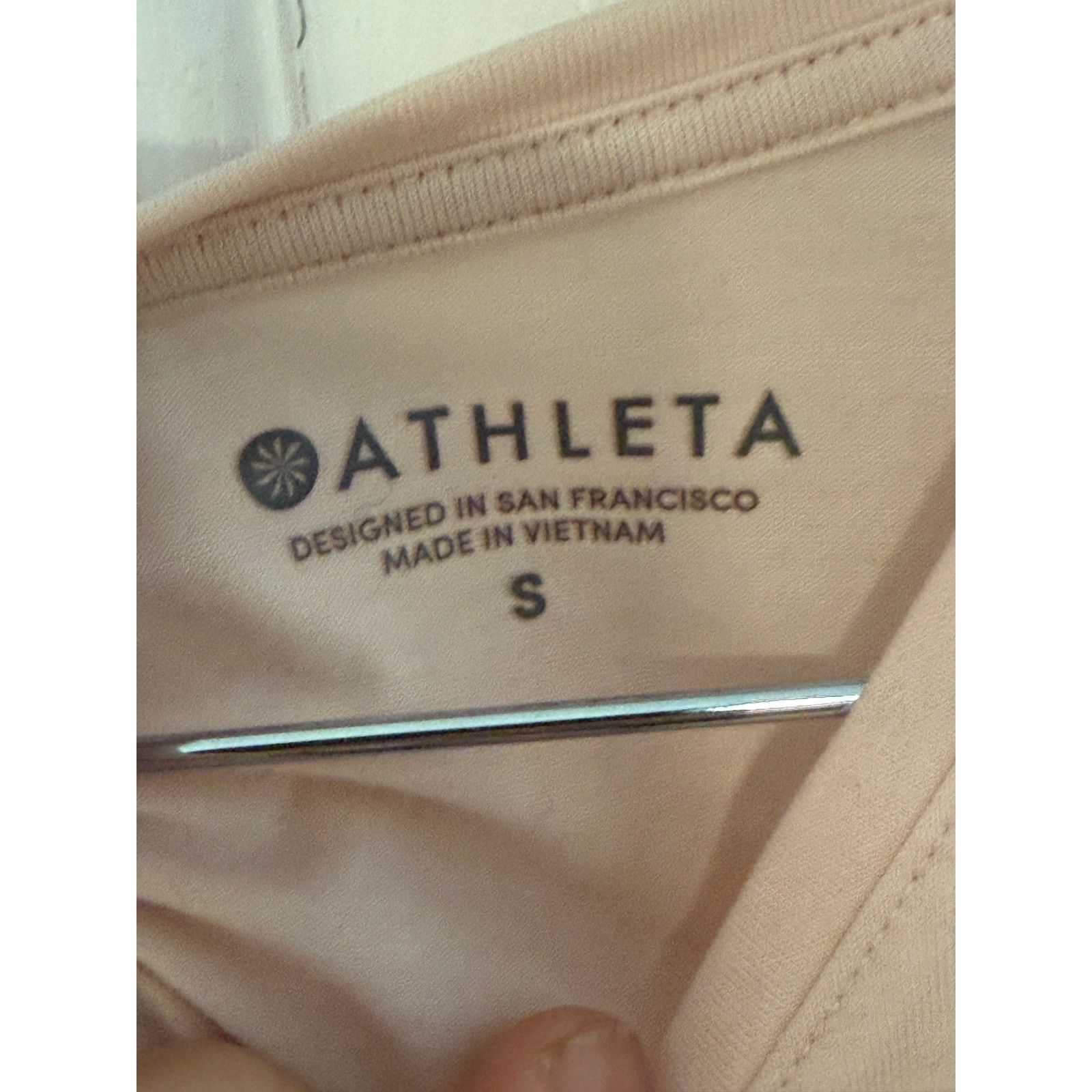 Athleta Athleta Rose Top Size Small - Excellent Condition Size S / US 4 / IT 40 - 4 Thumbnail