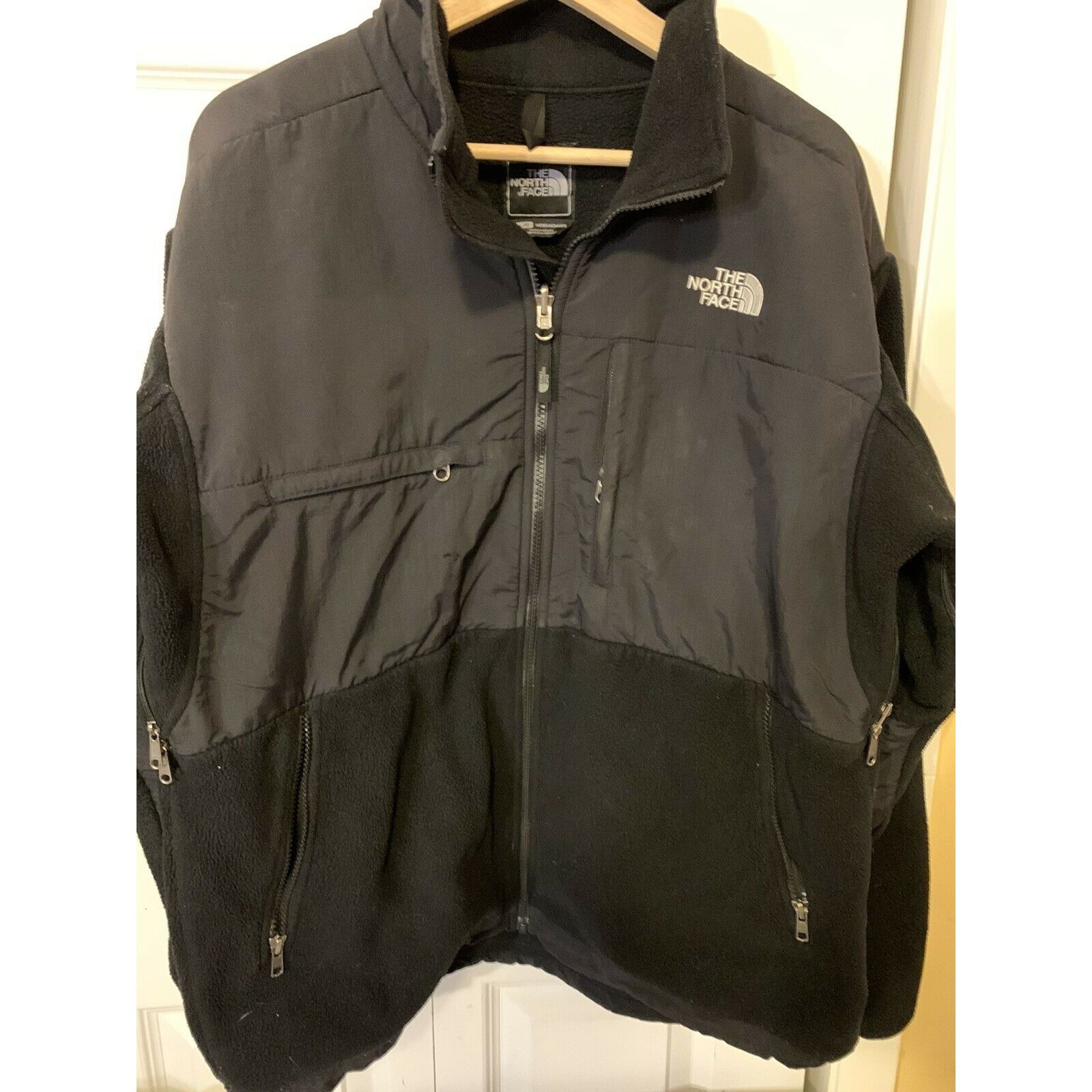 The North Face THE NORTH FACE BLACK DENALI FLEECE JACKET MENS SZ LARGE Size US L / EU 52-54 / 3 - 8 Thumbnail
