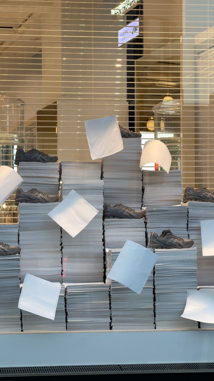 Thom Browne Thom Browne x Asics Kayano 14 Size US 8 / EU 41 - 2 Thumbnail