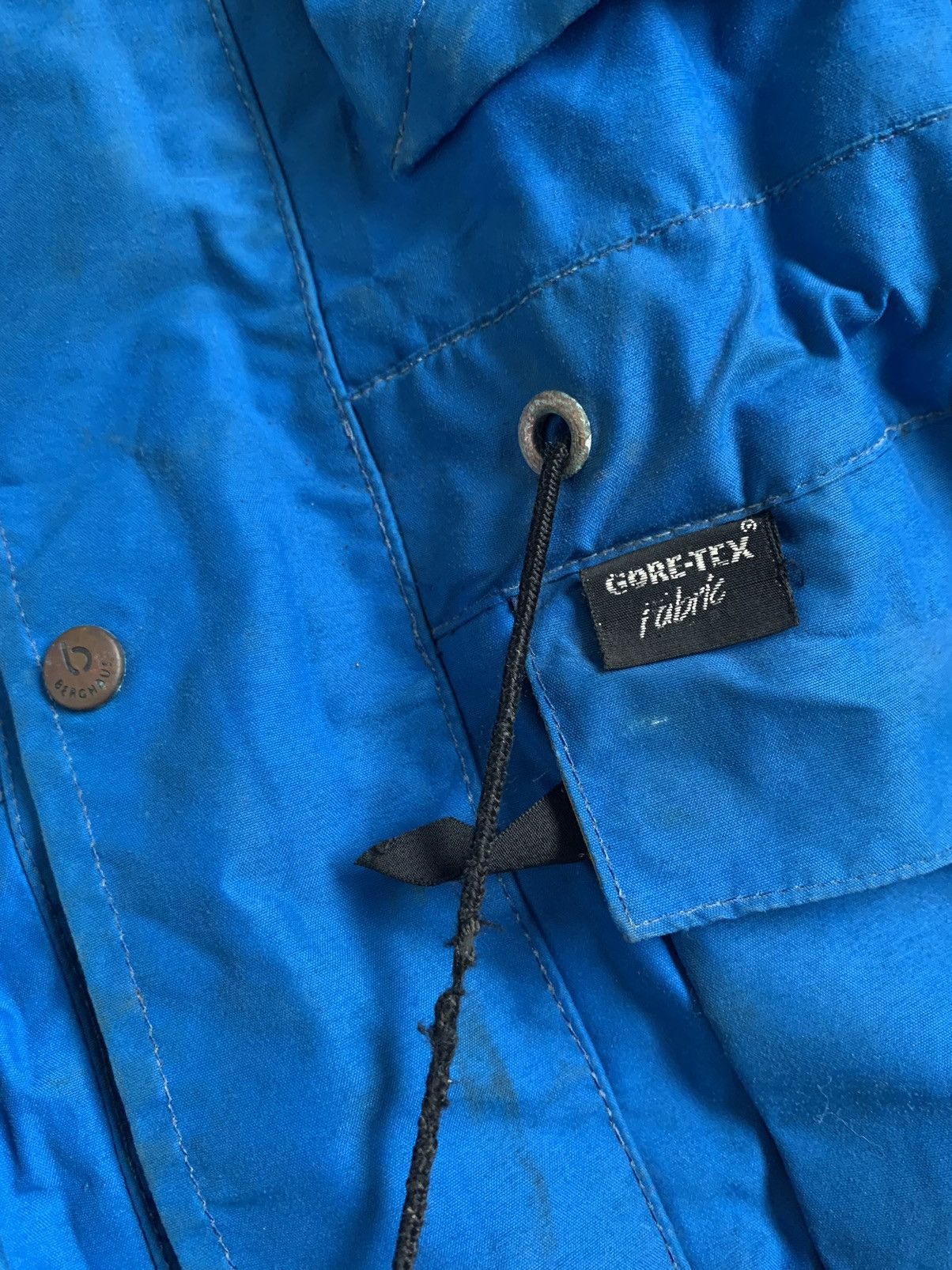 Berghaus × Vintage Vintage berghaus gore tex mera peak jacket Size US L / EU 52-54 / 3 - 6 Thumbnail