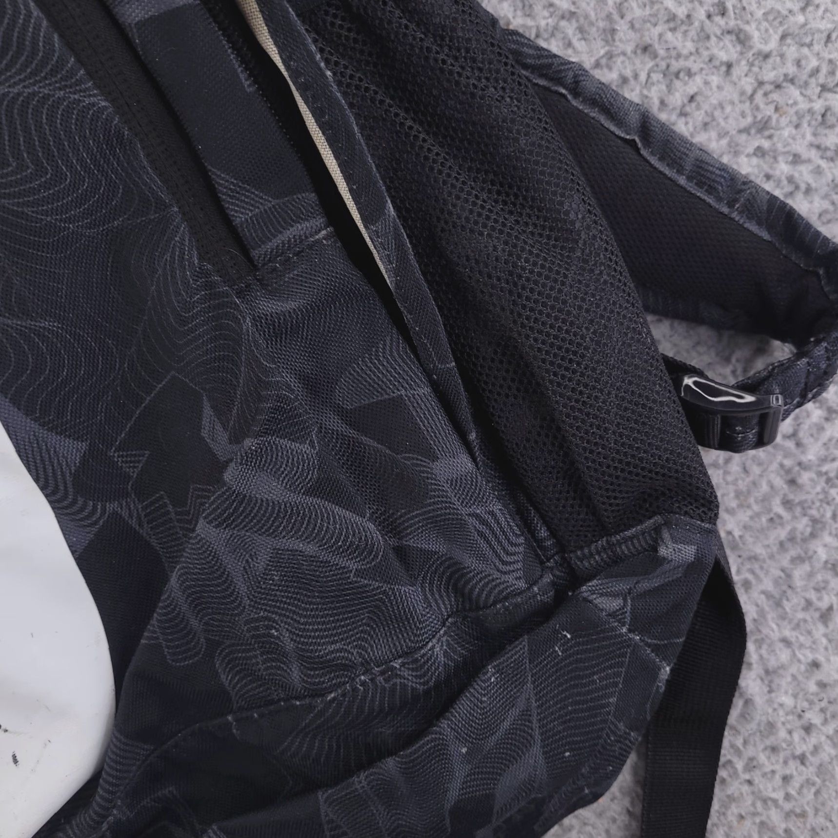 Nike Nike Backpack Black Medium Size Bag Bookbag Big Logo Spellout Strap Nylon Polyester Men Size ONE SIZE - 4 Thumbnail
