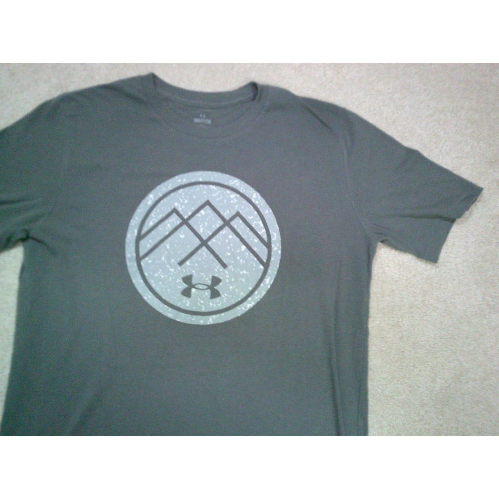 Under Armour Under Armour Outdoor T Shirt Mens Small Gray Hiking Outdoor T-Shirt HeatGear Regular Short Sleeve Mens Casual Activewear Size US S / EU 44-46 / 1 - 4 Thumbnail