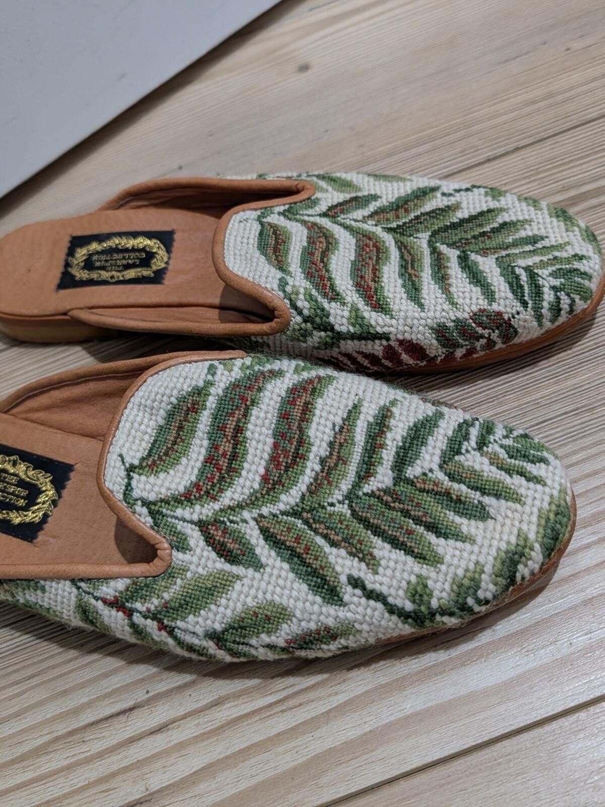 Other Embroidered Leaf Slip-On Mules in Green and Tan Size US 9 / IT 39 - 2 Thumbnail