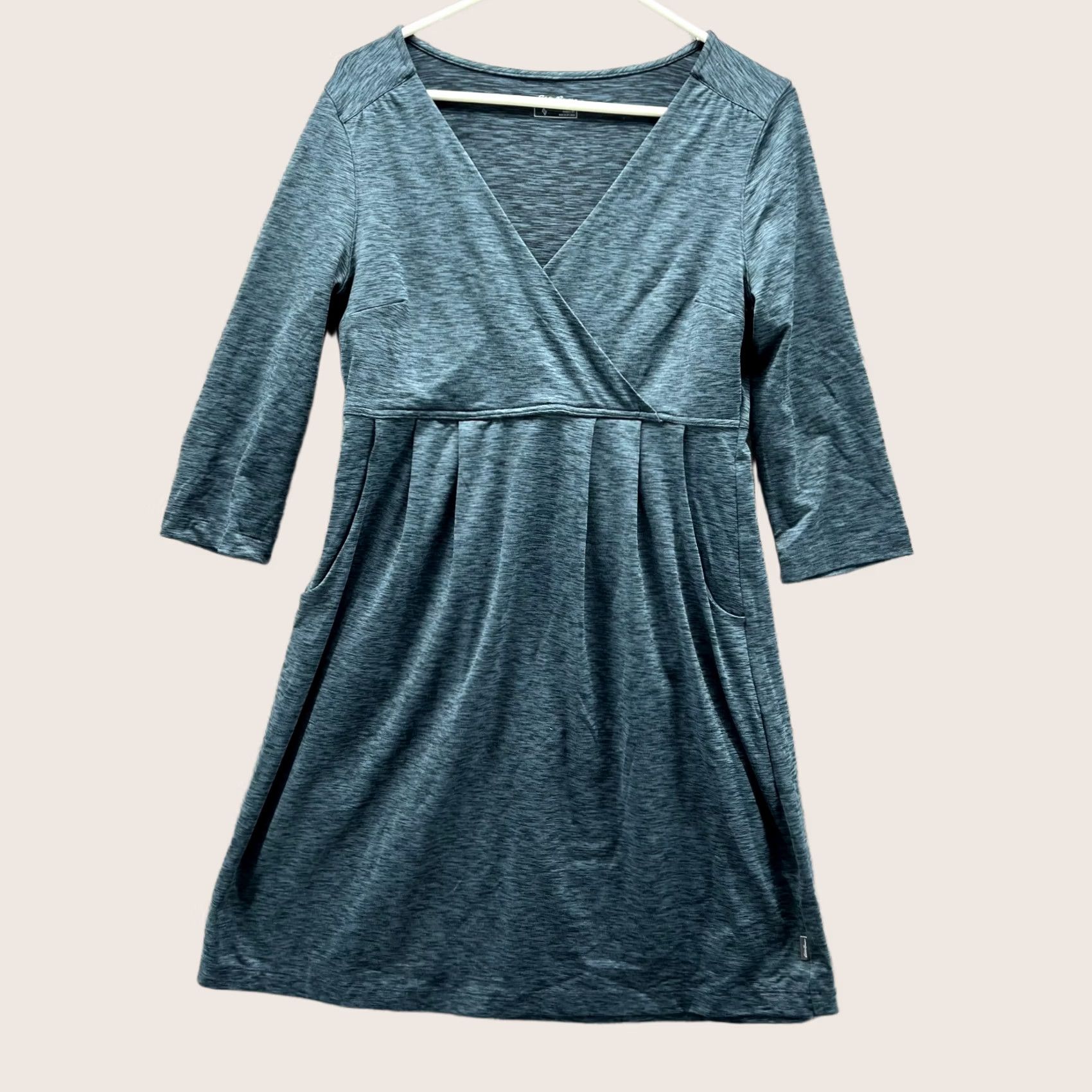 Eddie Bauer Eddie Bauer Shirt Dress Women Medium Heather Blue Dress Polyester Casual A-line Dress Knitted Knit Long Sleeve V-Neck Knee Length Solid Size M / US 6-8 / IT 42-44 - 1 Thumbnail