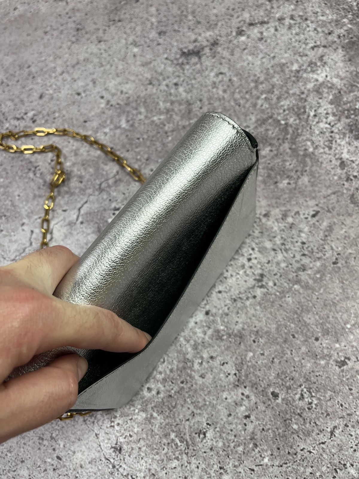 Burberry Metallic Silver D-Ring Leather Chain Small Shoulder Bag Size ONE SIZE - 12 Thumbnail