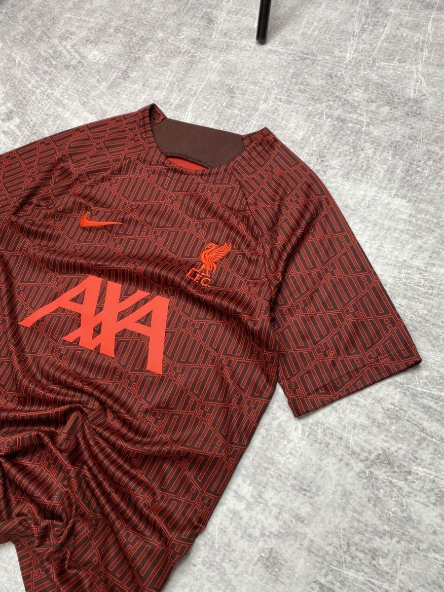 Nike Liverpool Nike soccer jersey 22/23 Size US S / EU 44-46 / 1 - 2 Thumbnail
