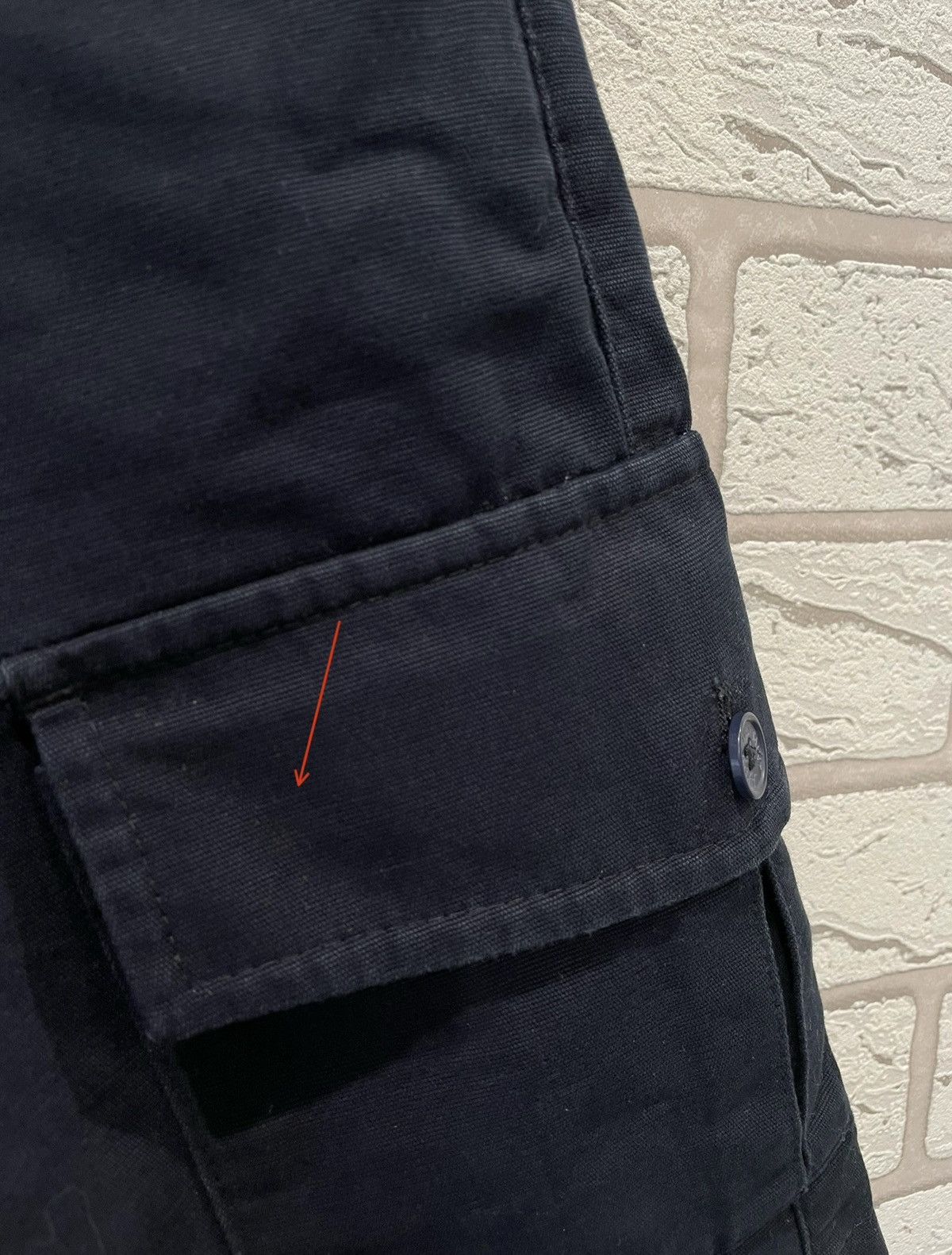 Yves Saint Laurent Yves Saint Laurent Vintage YSL Cargo Shorts Navy Blue Size US 30 / EU 46 - 16 Thumbnail