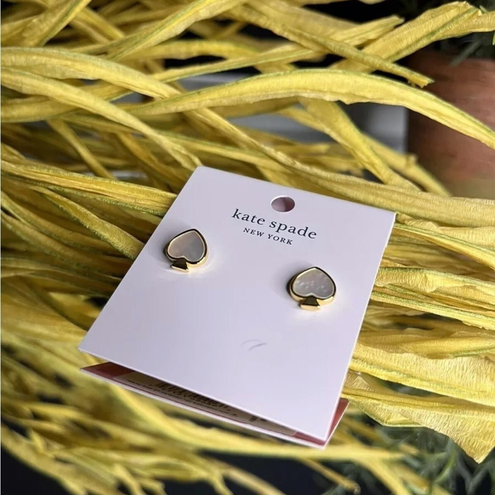 Kate Spade Kate Spade Pearl Inlay Spade Stud Earrings NWT Gold Plated​​ Size ONE SIZE - 2 Thumbnail