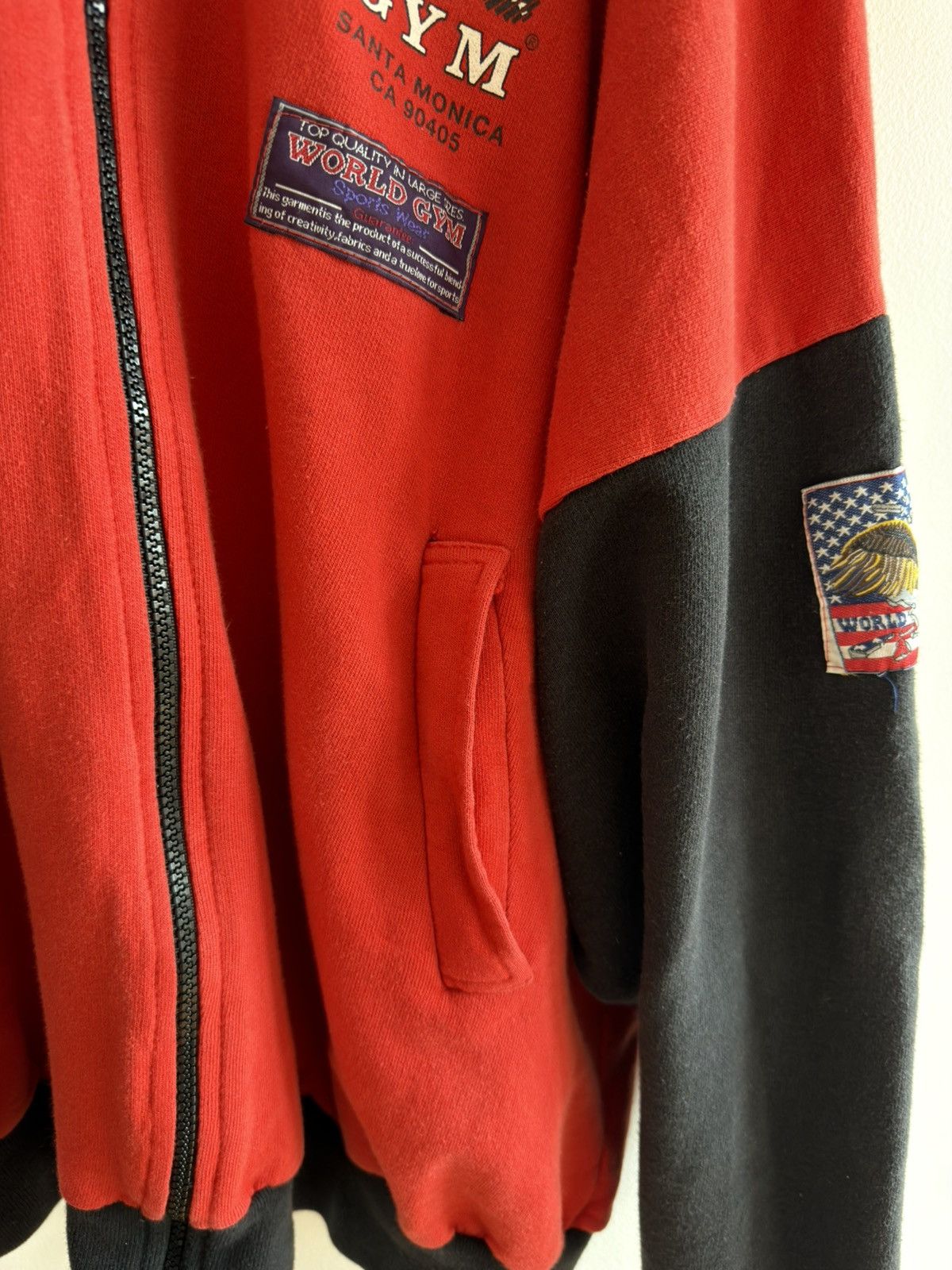 Vintage *RARE* 1980s WORLD GYM TWO-TONE GORILLA BODYBUILDING HOODIE Size US XL / EU 56 / 4 - 6 Thumbnail