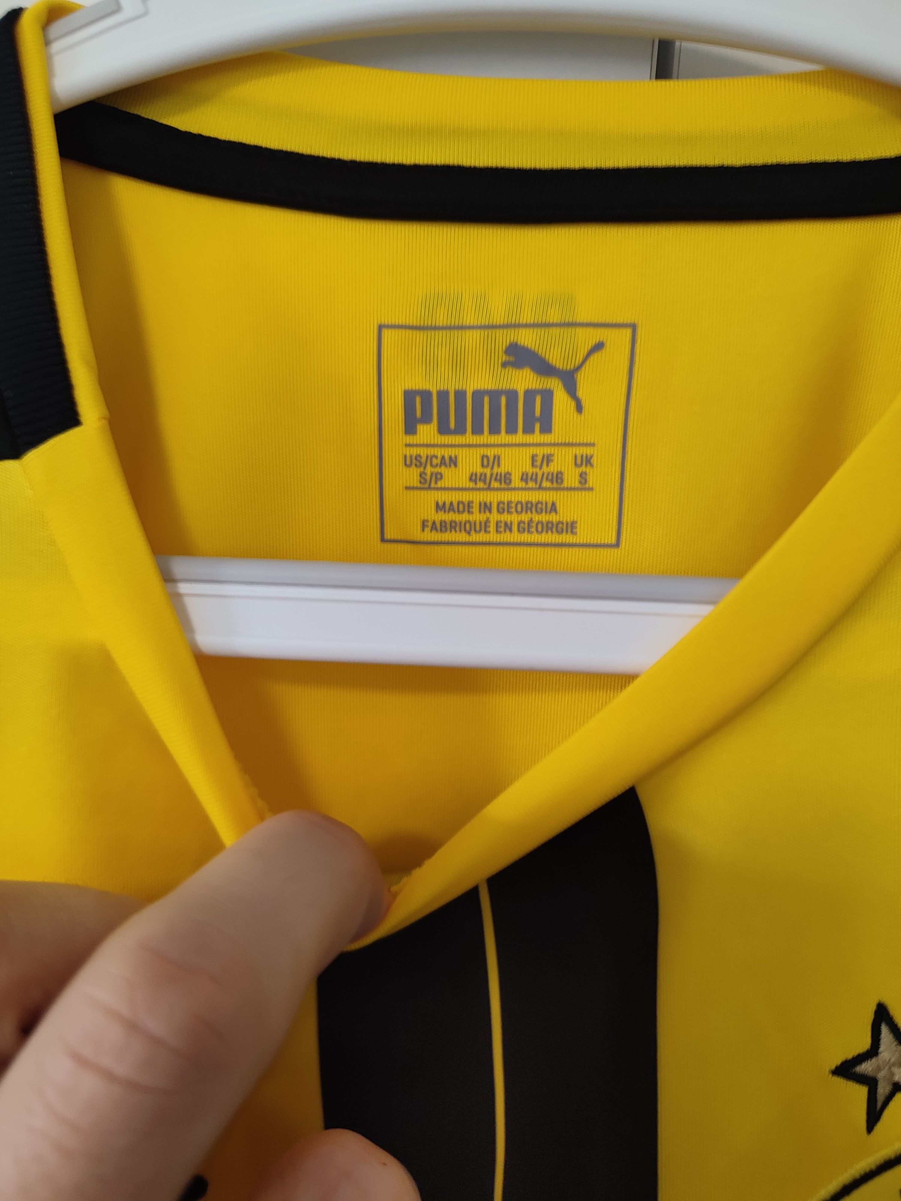 Puma Borussia Dortmund 2016-17 Home Football Shirt size S Size US S / EU 44-46 / 1 - 9 Thumbnail