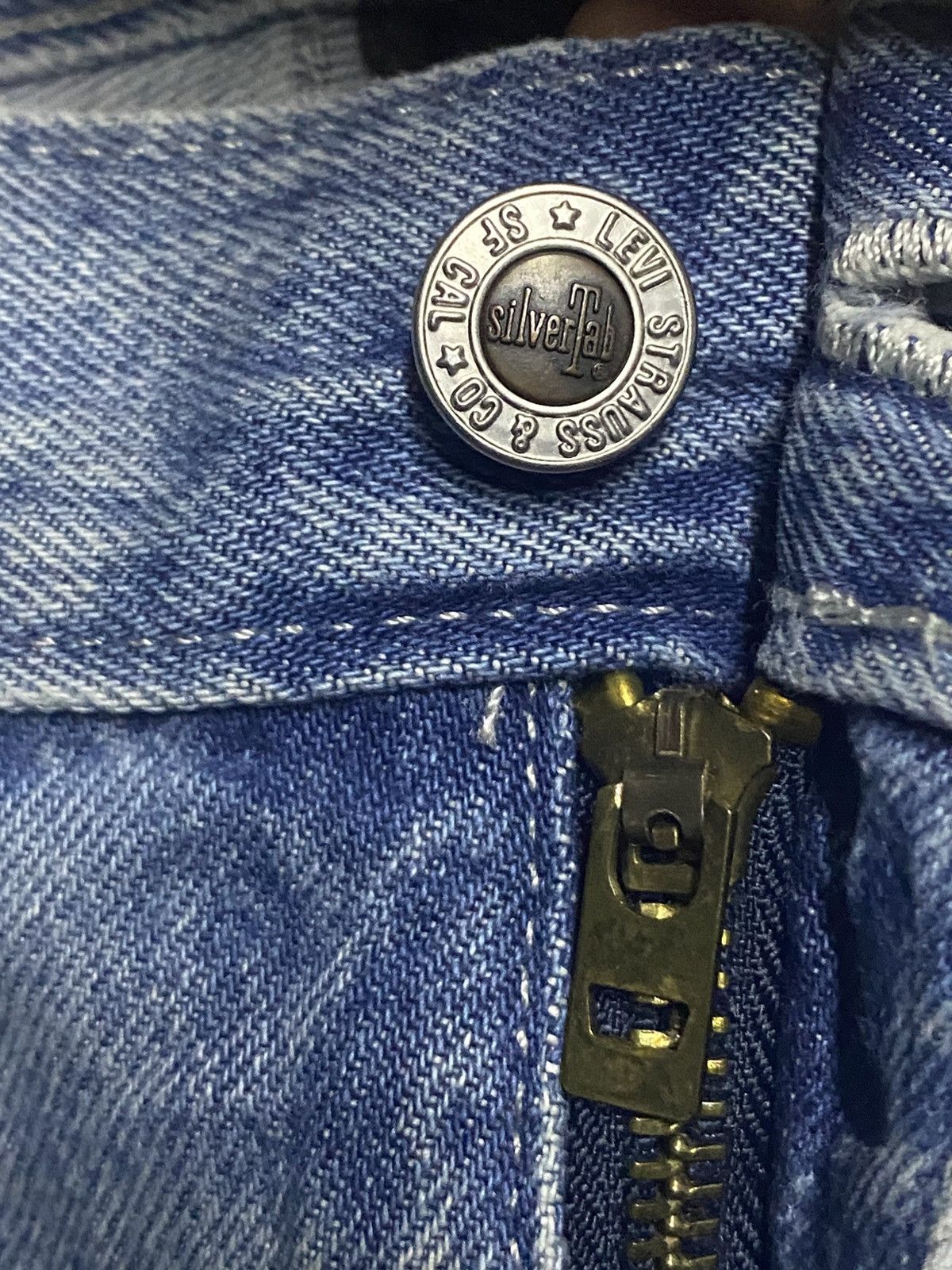 Levi's Vintage Levis Silver Tab Fade Wash Distressed Loose Jeans Size US 35 - 9 Thumbnail