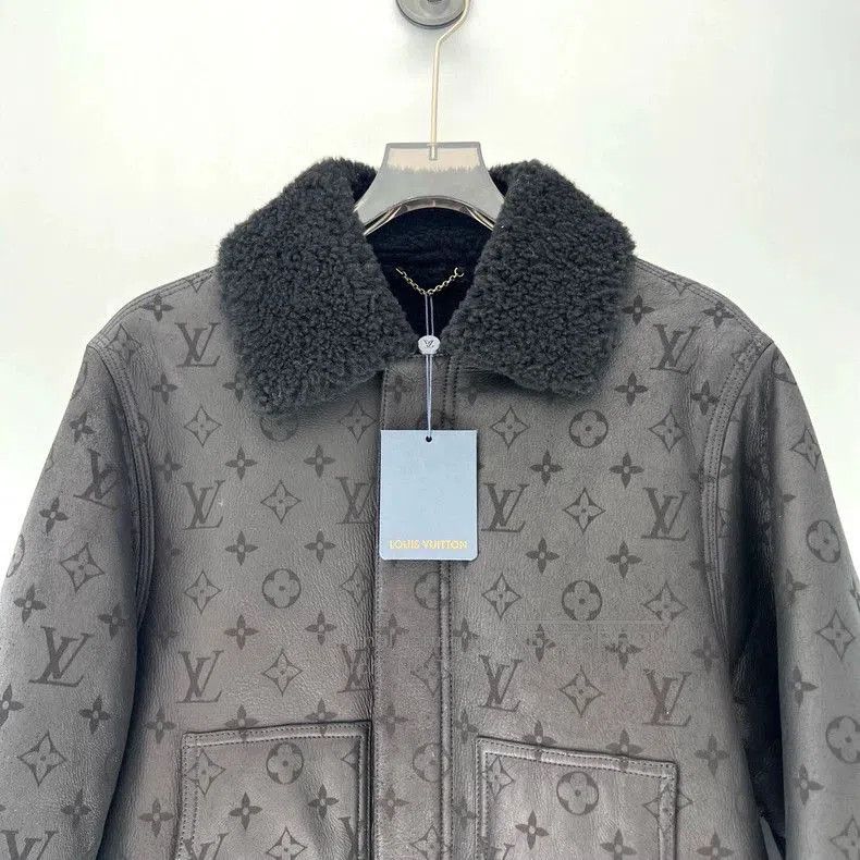 Louis Vuitton Louis Vuitton Logo Embossed Leather Jacket. Size US L / EU 52-54 / 3 - 2 Thumbnail