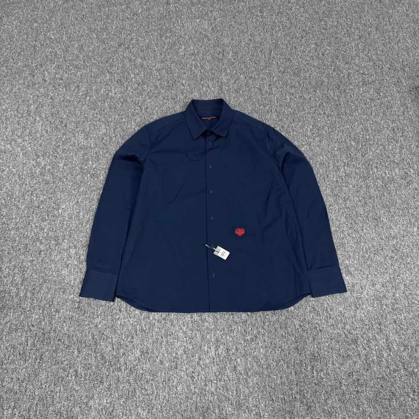 Louis Vuitton LV x Nigo Heart Embroidered Logo Shirt L 99 New Size US L / EU 52-54 / 3 - 1 Thumbnail