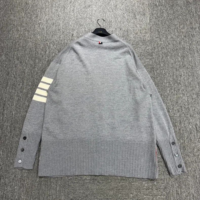 Thom Browne Thom Browne Four-stripe Wool Cardigan Size US XS / EU 42 / 0 - 5 Thumbnail
