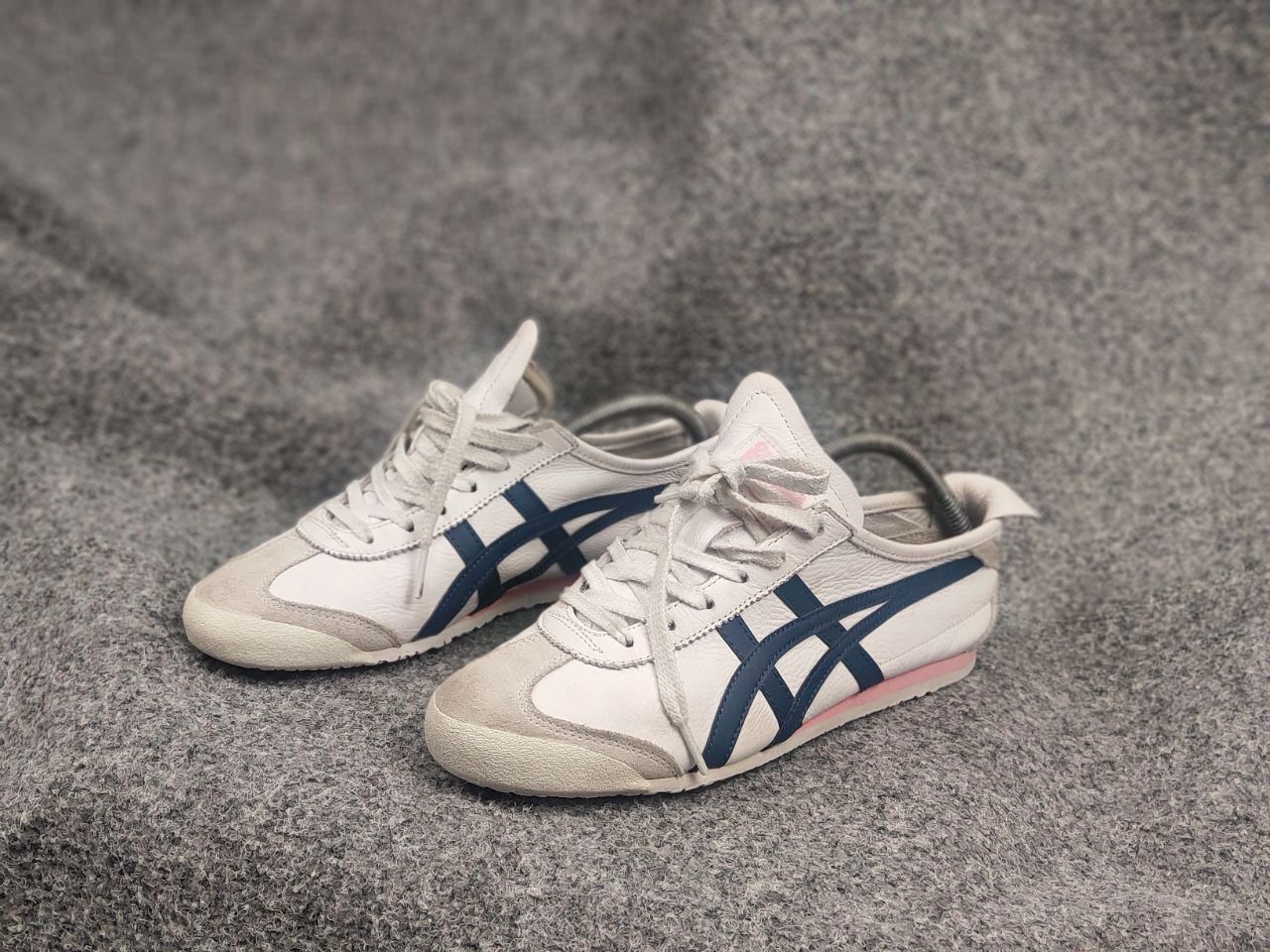 Asics Vintage Asics Onitsuka Tiger Mexico 66 Japan Sneakers Y2K Size US 7 / IT 37 - 10 Thumbnail