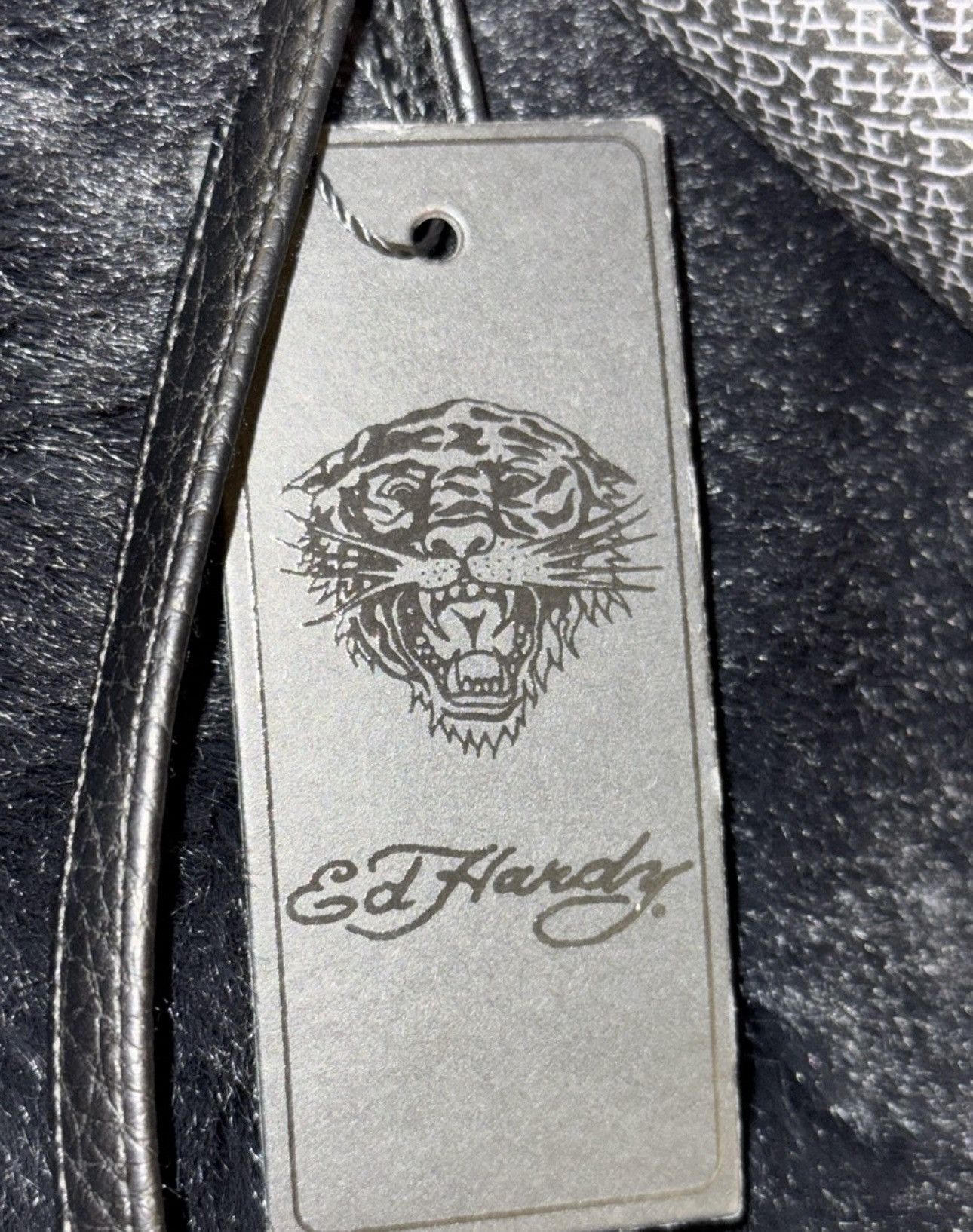 Ed Hardy Ed Hardy Rhinestone Tiger Crossbody Wallet New w Tag Size ONE SIZE - 9 Thumbnail