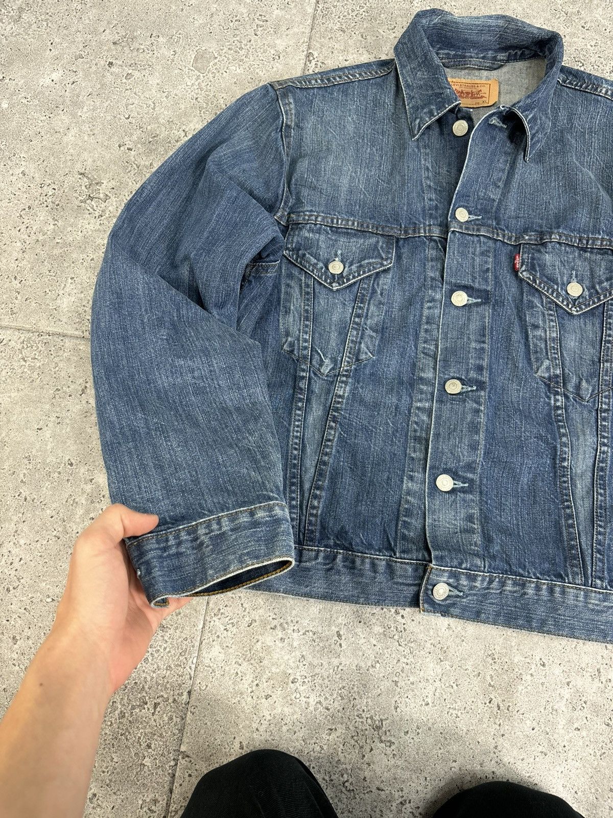 Levi's × Levi's Vintage Clothing Vintage Denim Trucker Jacket Levis Faded Blue 90s USA Japan Size US L / EU 52-54 / 3 - 5 Thumbnail