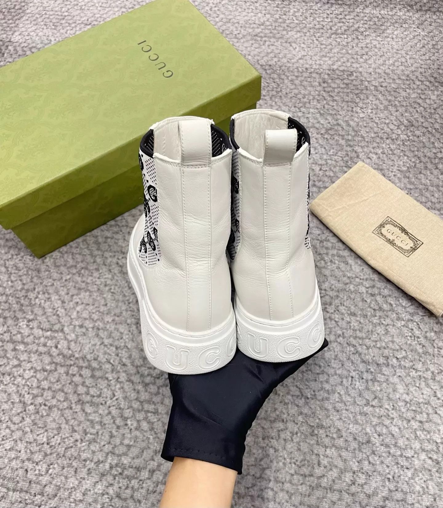Gucci Gucci White GG Logo Paneled Short Boots 41 Size US 10.5 / IT 40.5 - 6 Thumbnail