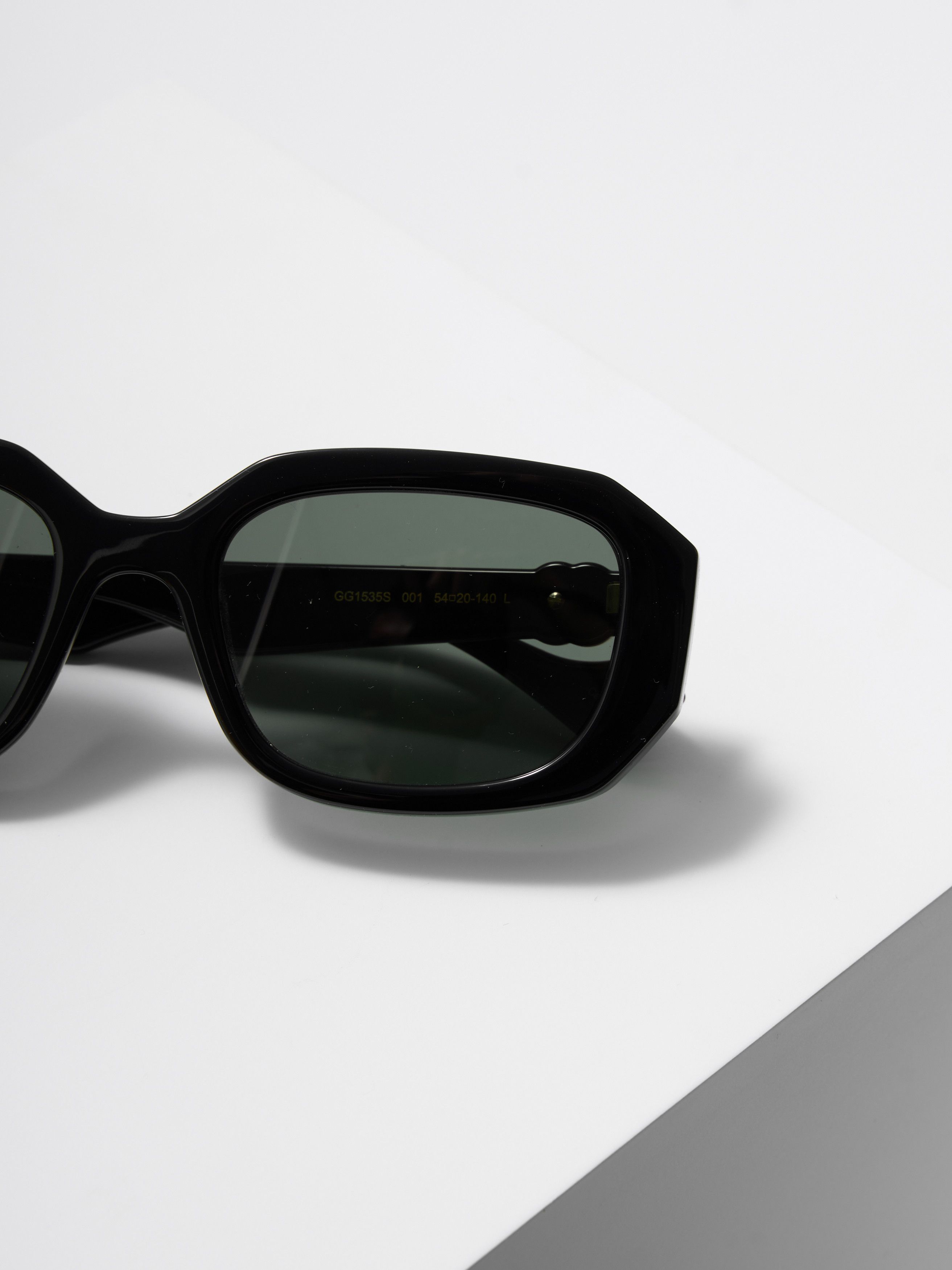 Gucci GUCCI GG1535S 001 SUNGLASSES Size ONE SIZE - 3 Thumbnail