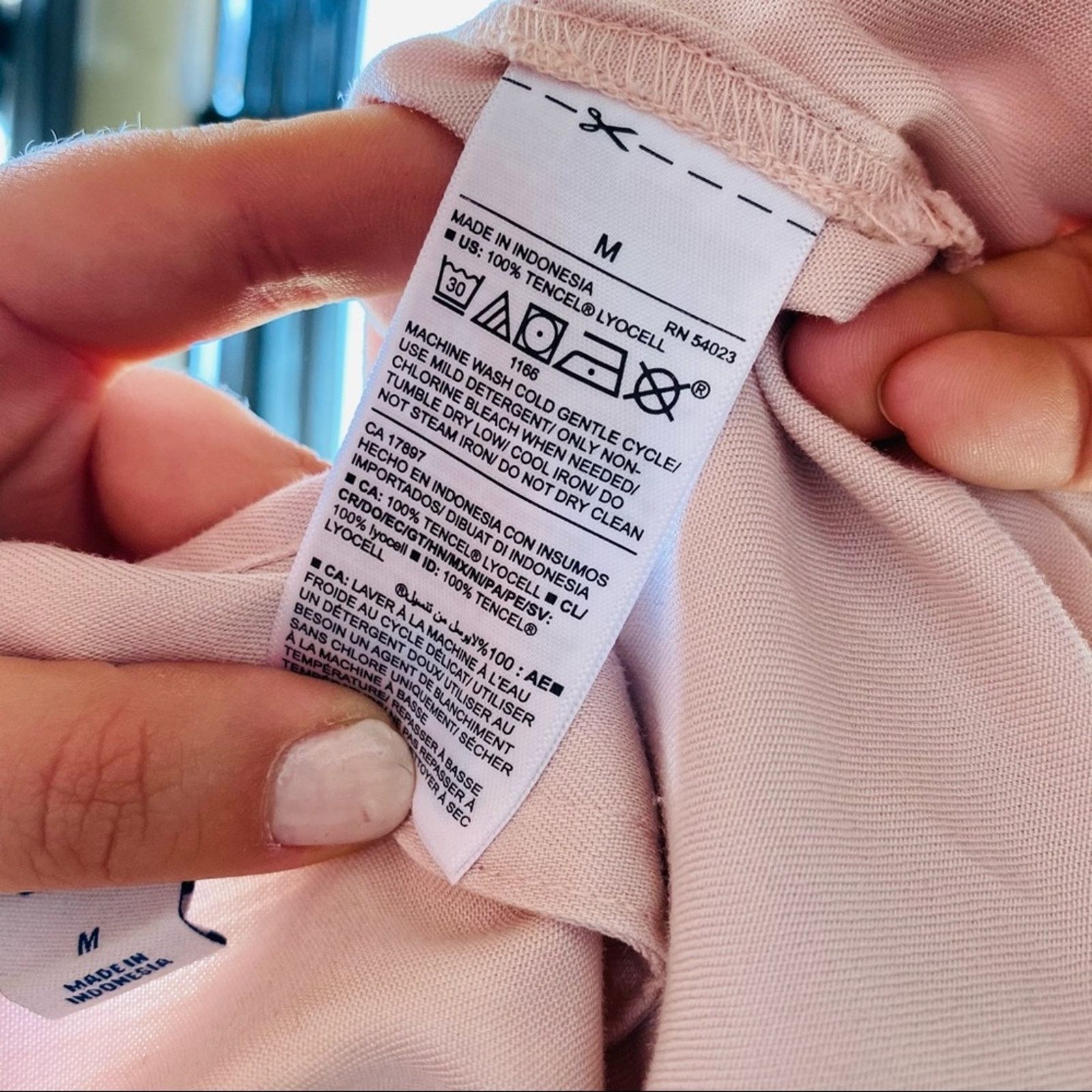 Old Navy NEW OLD NAVY Blush Soft Pink Tencel Button Shirt Top Blouse Size M / US 6-8 / IT 42-44 - 6 Thumbnail