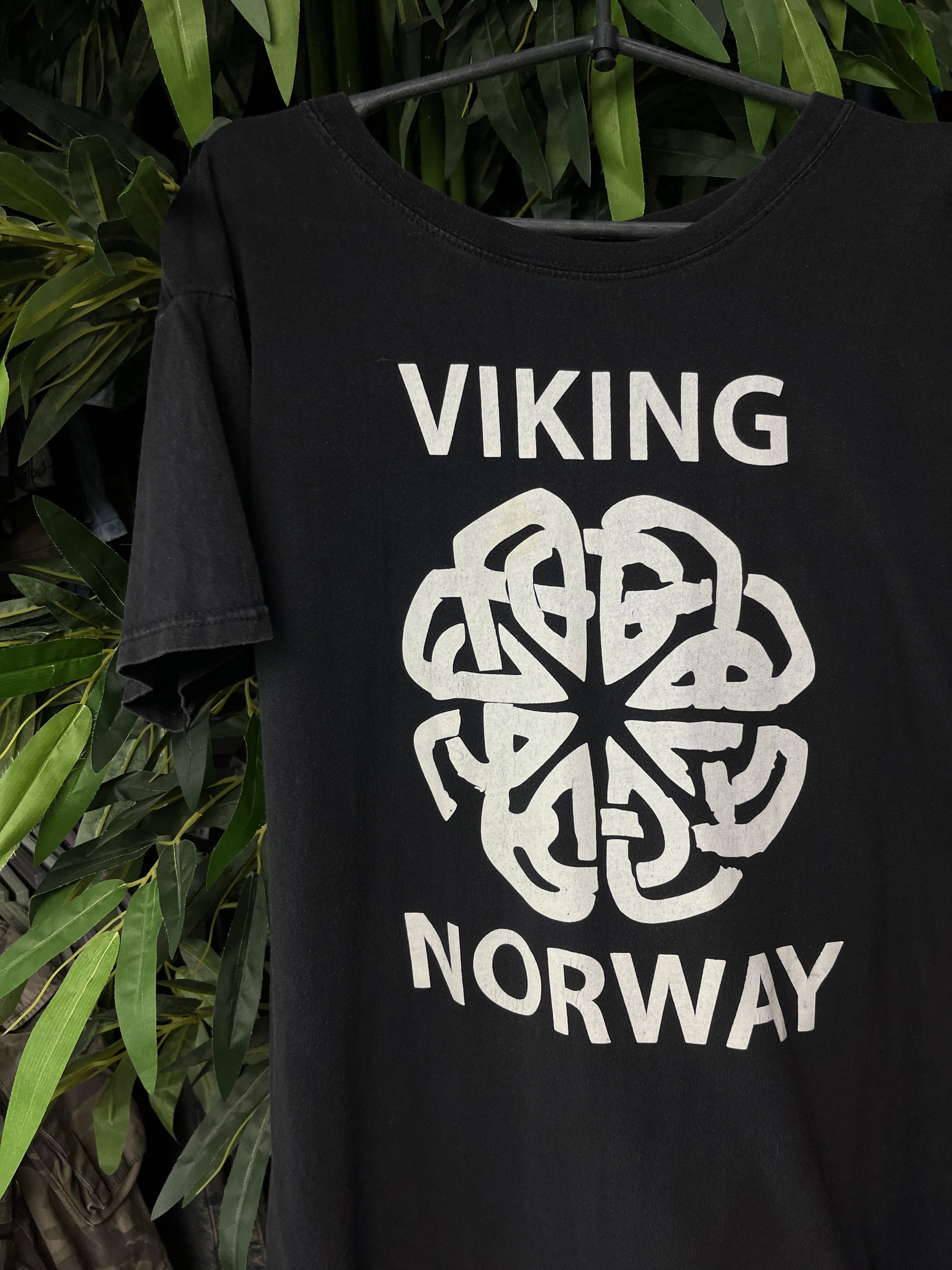 Vintage 1990s VINTAGE "VIKING LAWS" GRAPHIC FADED TEE - 840 Size US L / EU 52-54 / 3 - 3 Thumbnail