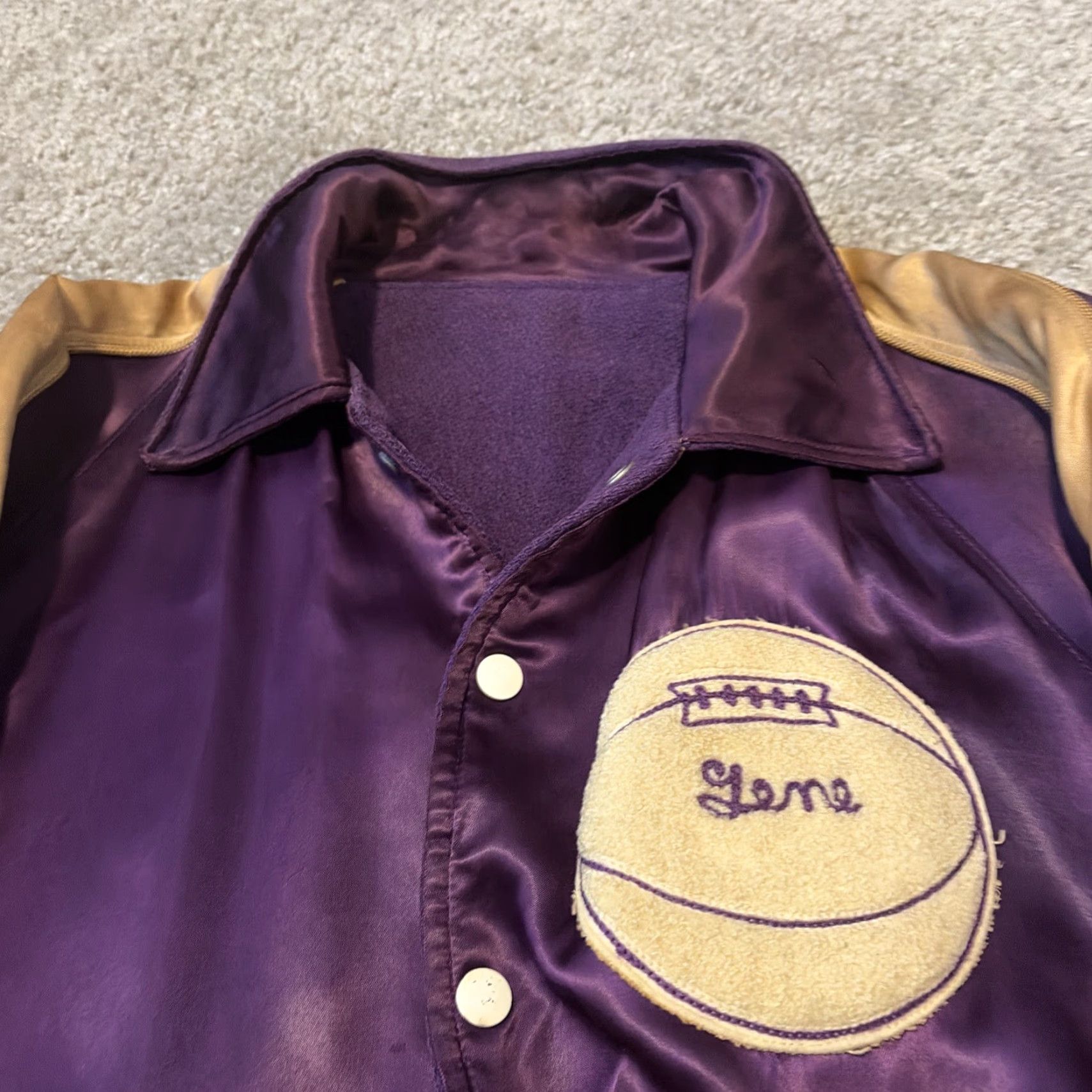 Vintage VINTAGE Wildcats “W” Purple Gold Reversible Wool Satin Varsity Letter Jacket L Mens Size US L / EU 52-54 / 3 - 5 Thumbnail