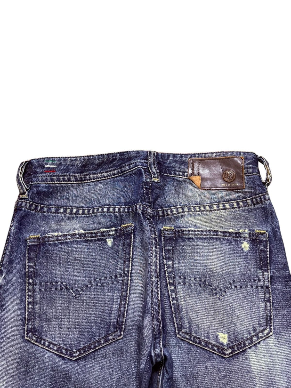 Diesel Vintage Diesel Buster Button Fly Mud Wash Distressed Jeans Size US 29 - 8 Thumbnail