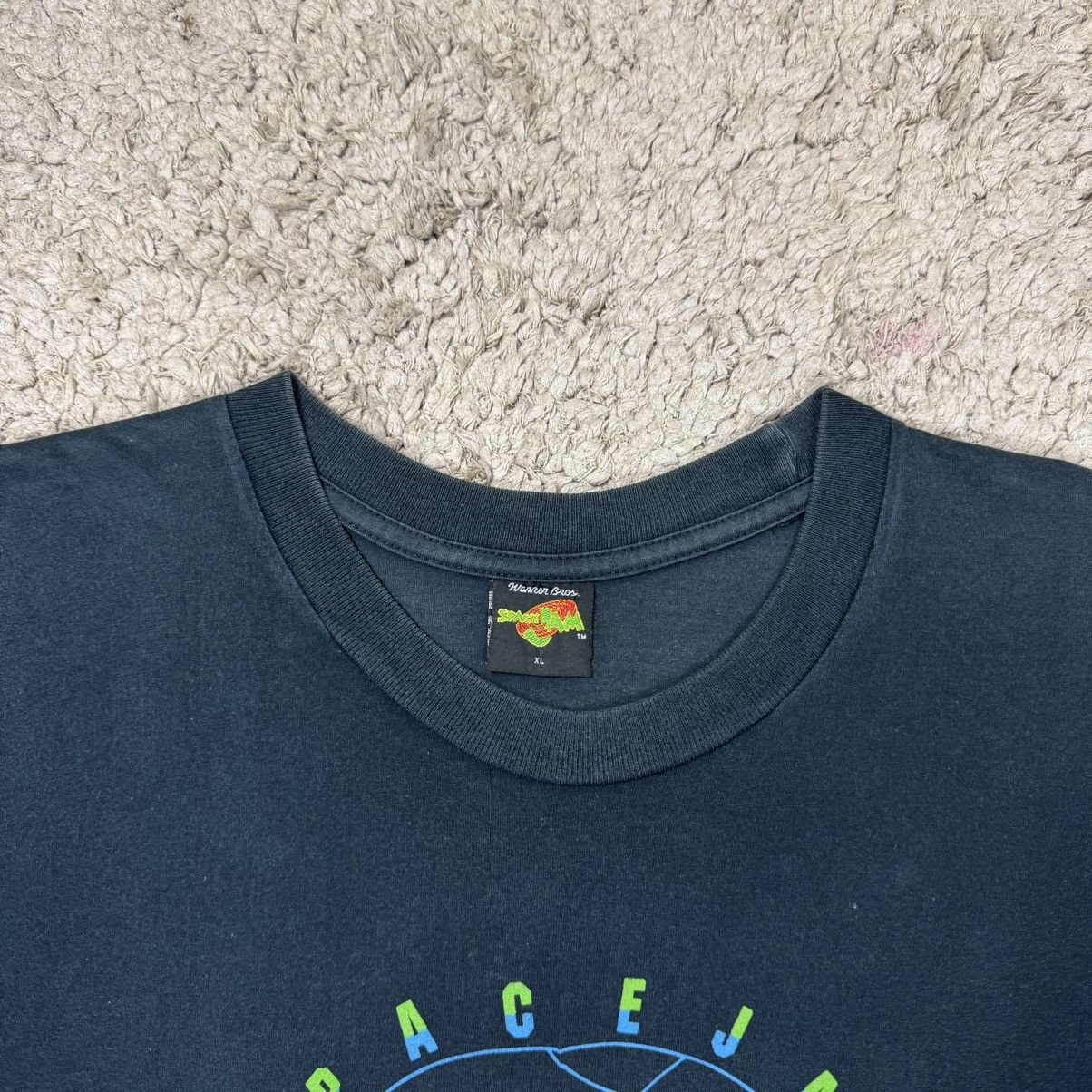 Vintage Vintage Spacejam MONSTER Character T-shirt Size US XL / EU 56 / 4 - 9 Thumbnail