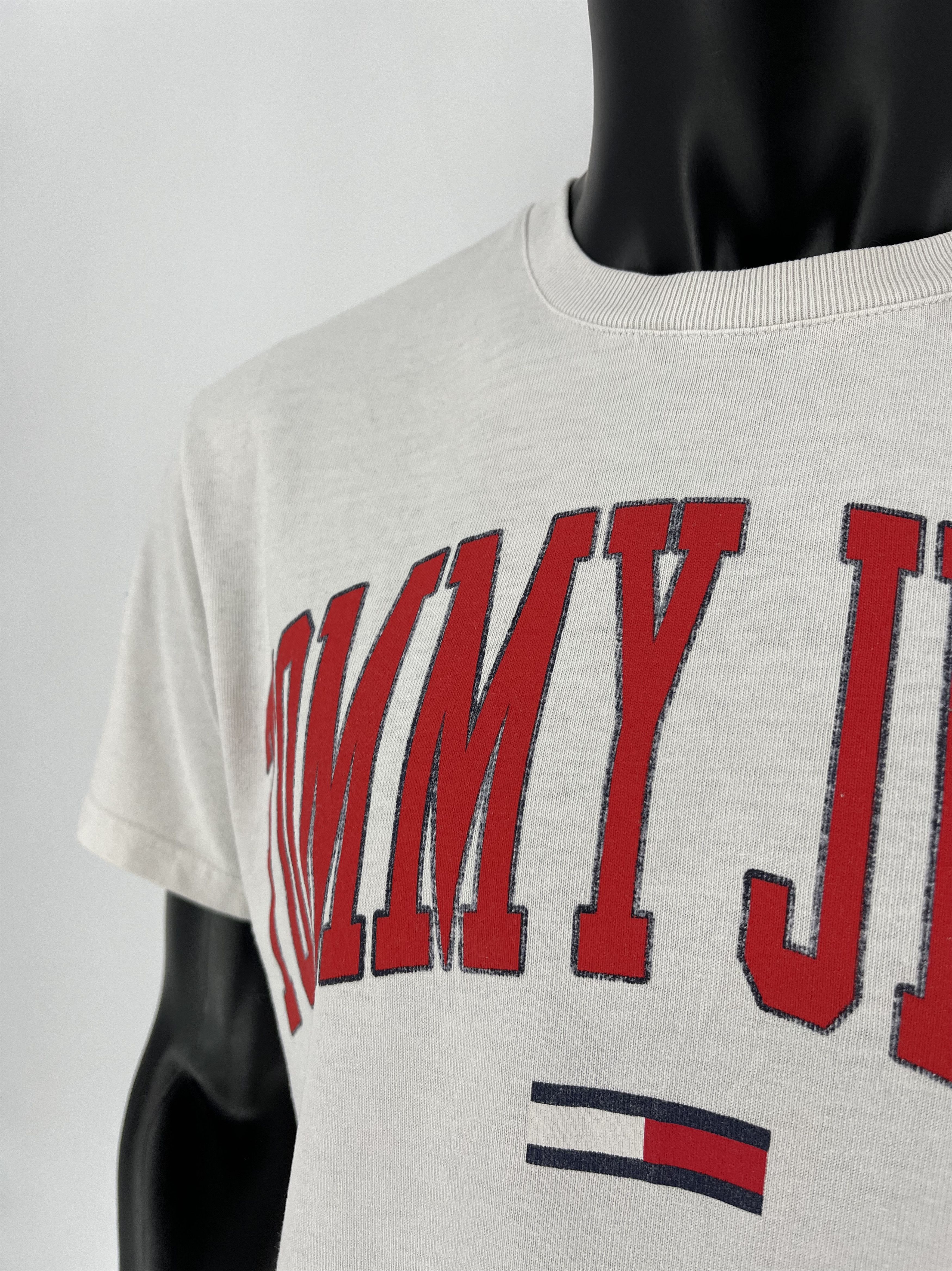 Tommy Hilfiger × Tommy Jeans × Vintage Tommy Hilfiger Flag Spell Out Tonal T-Shirt Medium Y2K Size US M / EU 48-50 / 2 - 6 Thumbnail