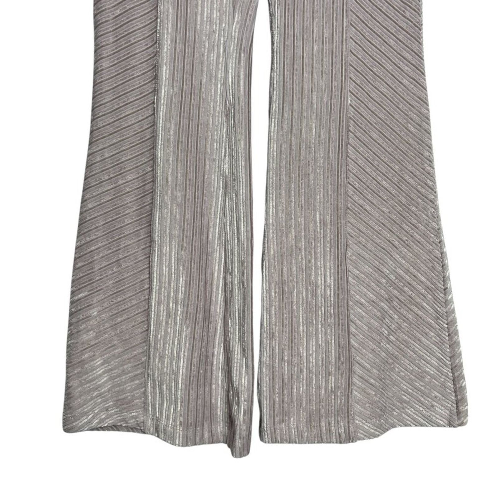 Free People Free People Slim Velvet Flare Pants Lavender Size S Size 27" / US 4 / IT 40 - 9 Thumbnail
