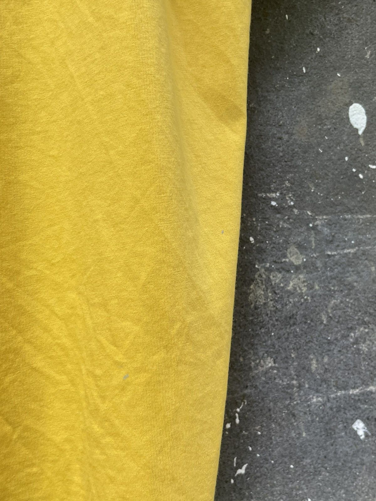 Vintage The Stone Roses 00’s Vintage T-Shirt Tour Yellow RARE Size US L / EU 52-54 / 3 - 8 Thumbnail