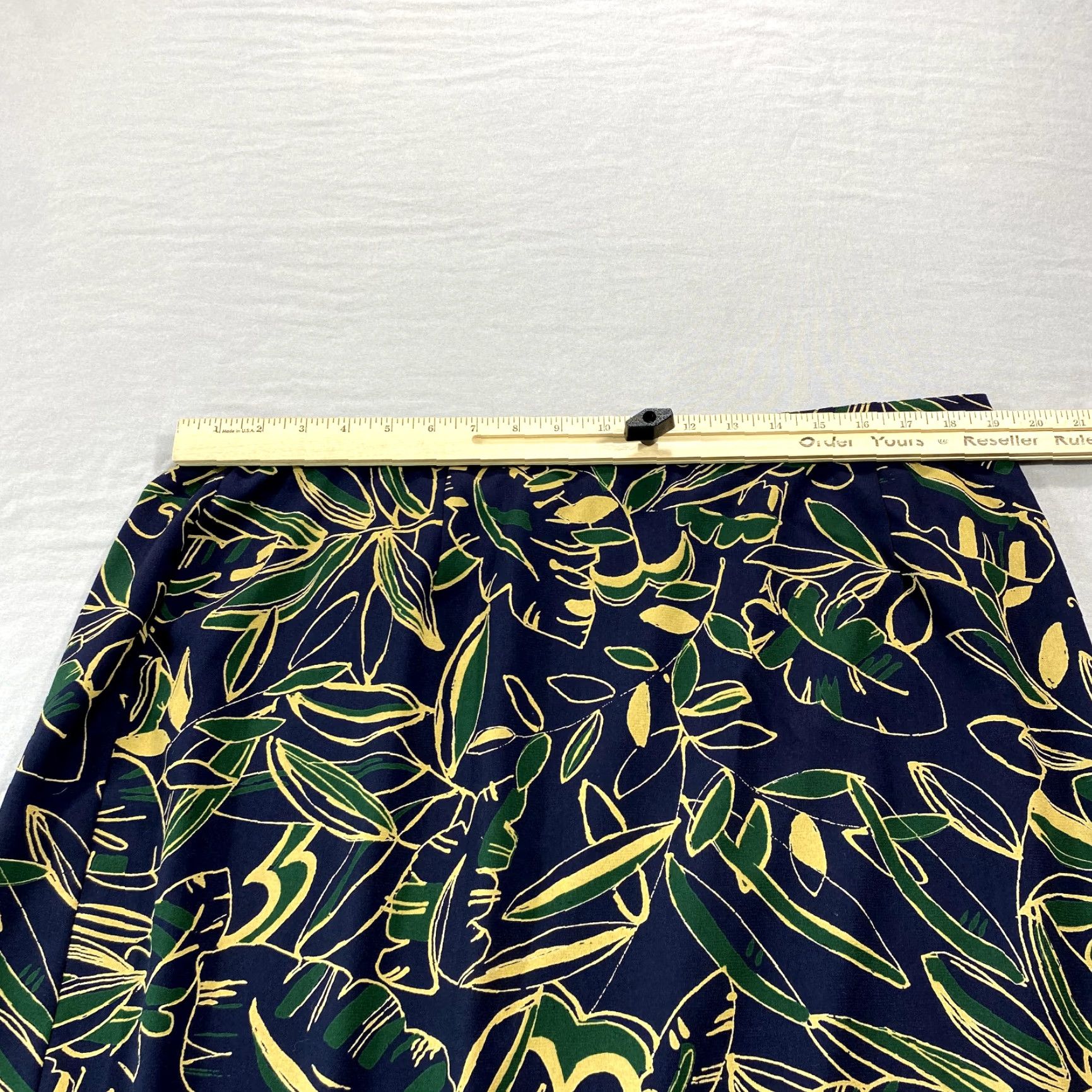 Pendleton VINTAGE Pendleton Skirt Womens 18 Blue Floral Long Maxi Polyester Plus Ladies - 80s Theme, All Seasons, Knit Fabric, Zipper, High Rise Womens Size 40" / US 18 - 5 Thumbnail